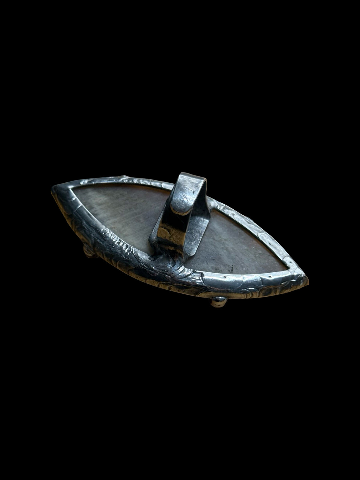 ĪKṢĀ | Rainbow Moonstone Adjustable Ring