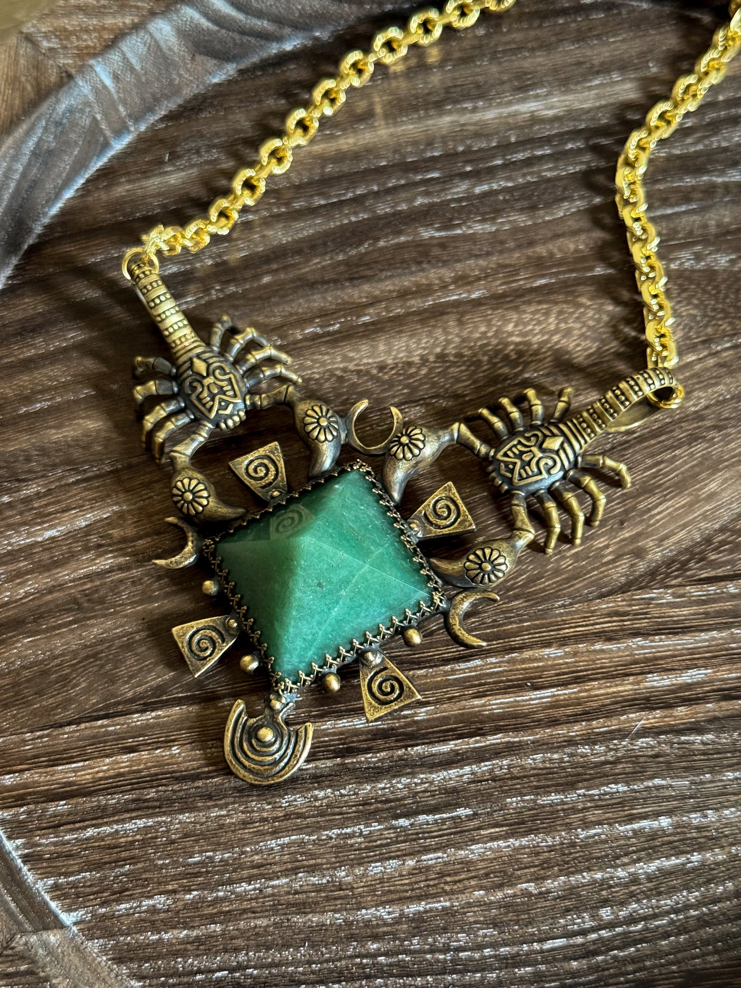 HEART OF IŠḪARA | Aventurine Necklace