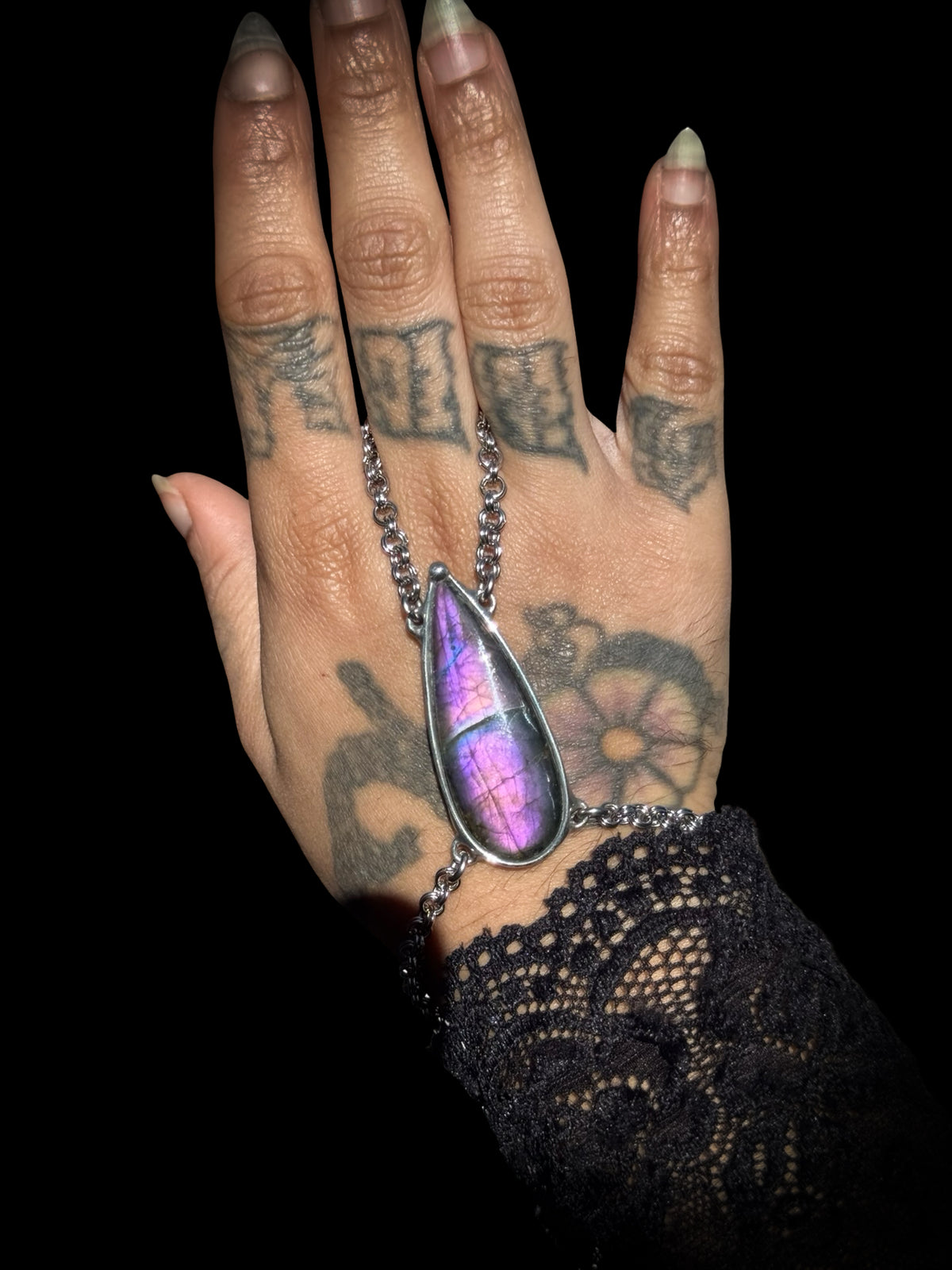 LUMIÈRE | Labradorite Hand Harness