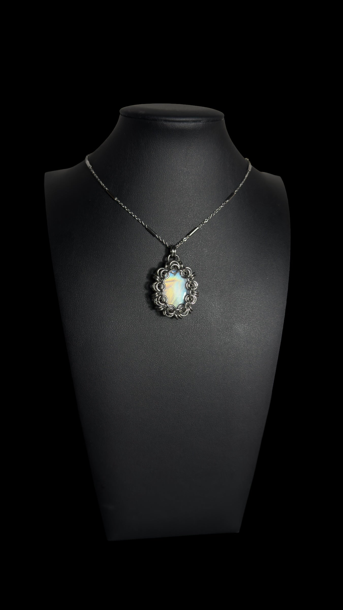 Qamar | Rainbow Moonstone Necklace
