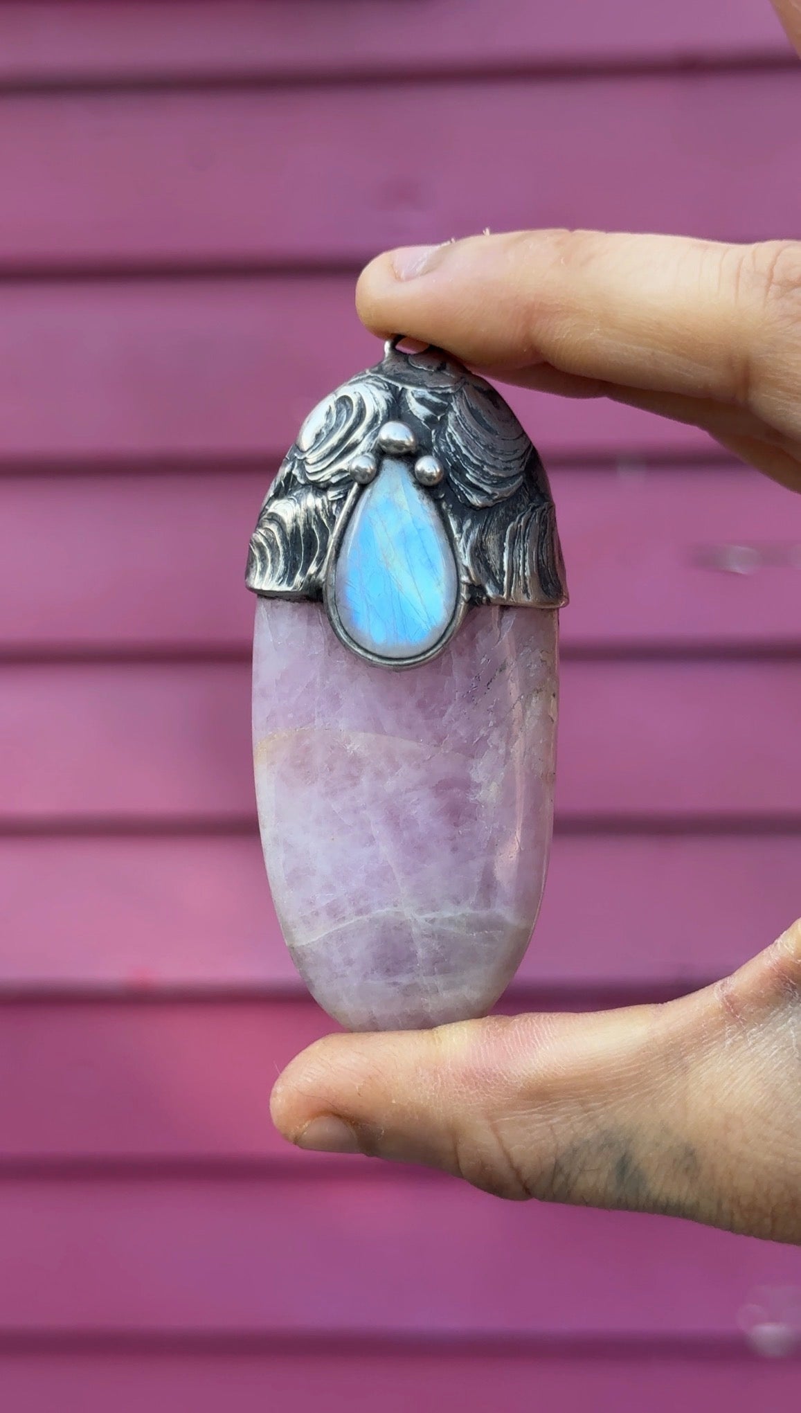 Mai | Rainbow Moonstone and Kunzite Necklace