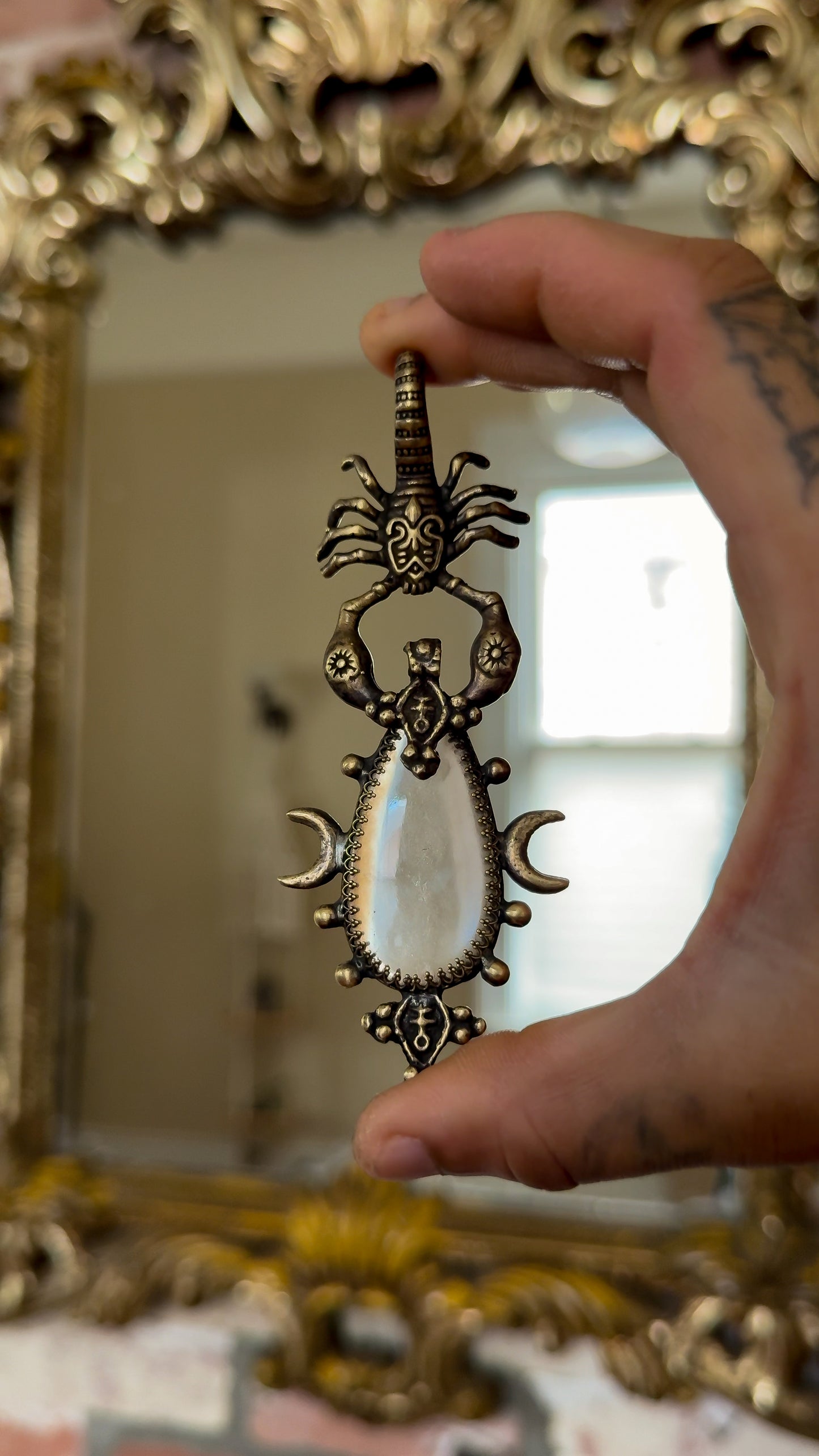 MOONBOUND RELIC | Clear Quartz