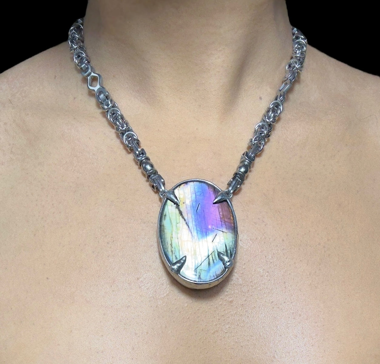 Aarav | Labradorite Necklace