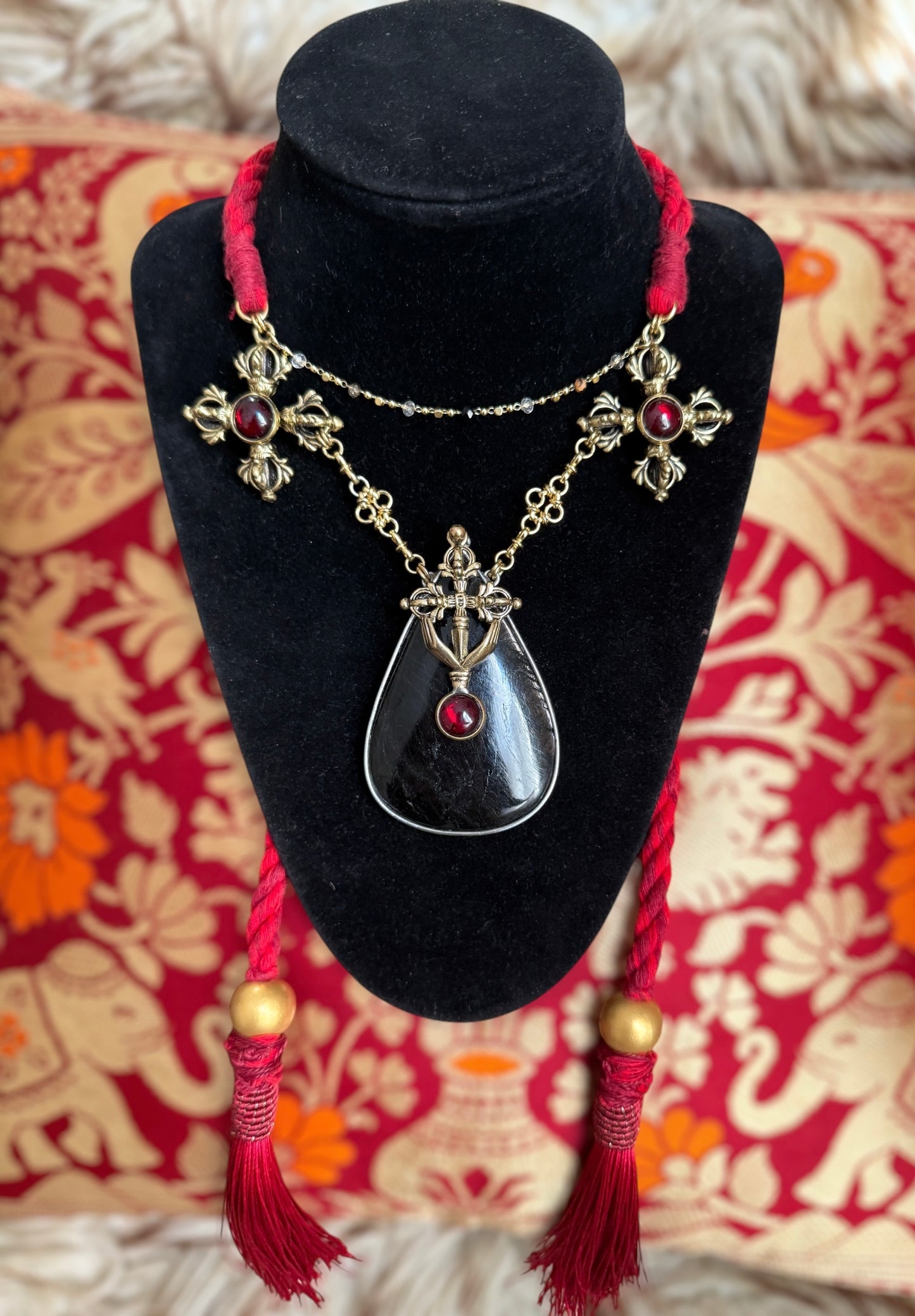 Scarlett | Garnet Necklace