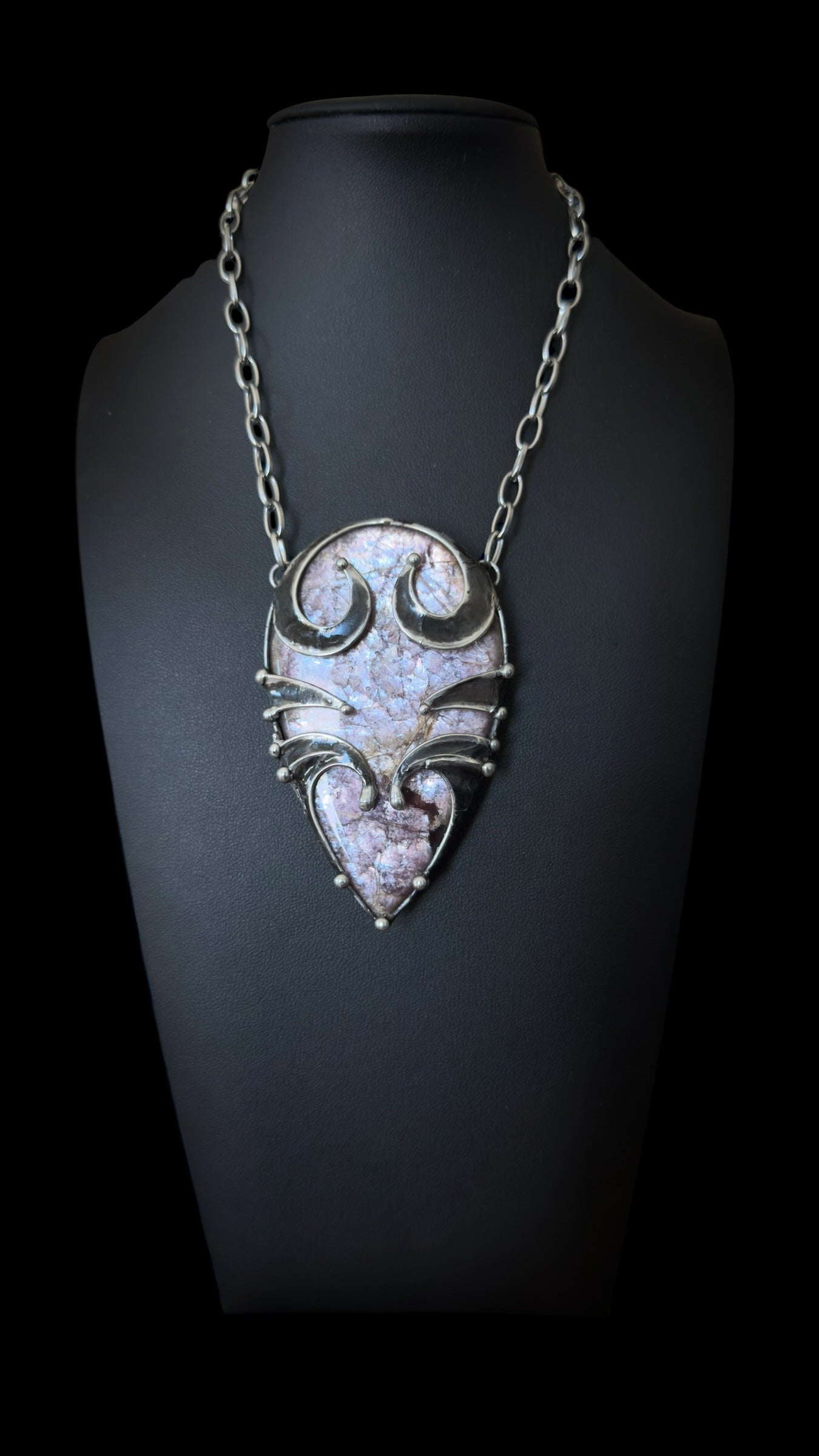 Cahya | Lepidolite Necklace