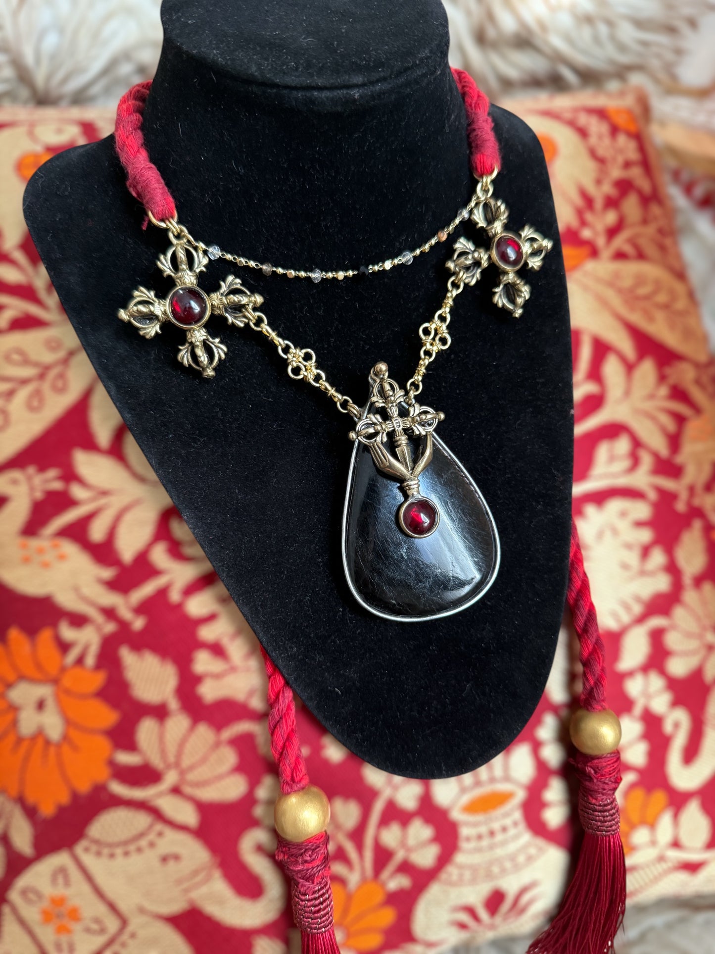 Scarlett | Garnet Necklace