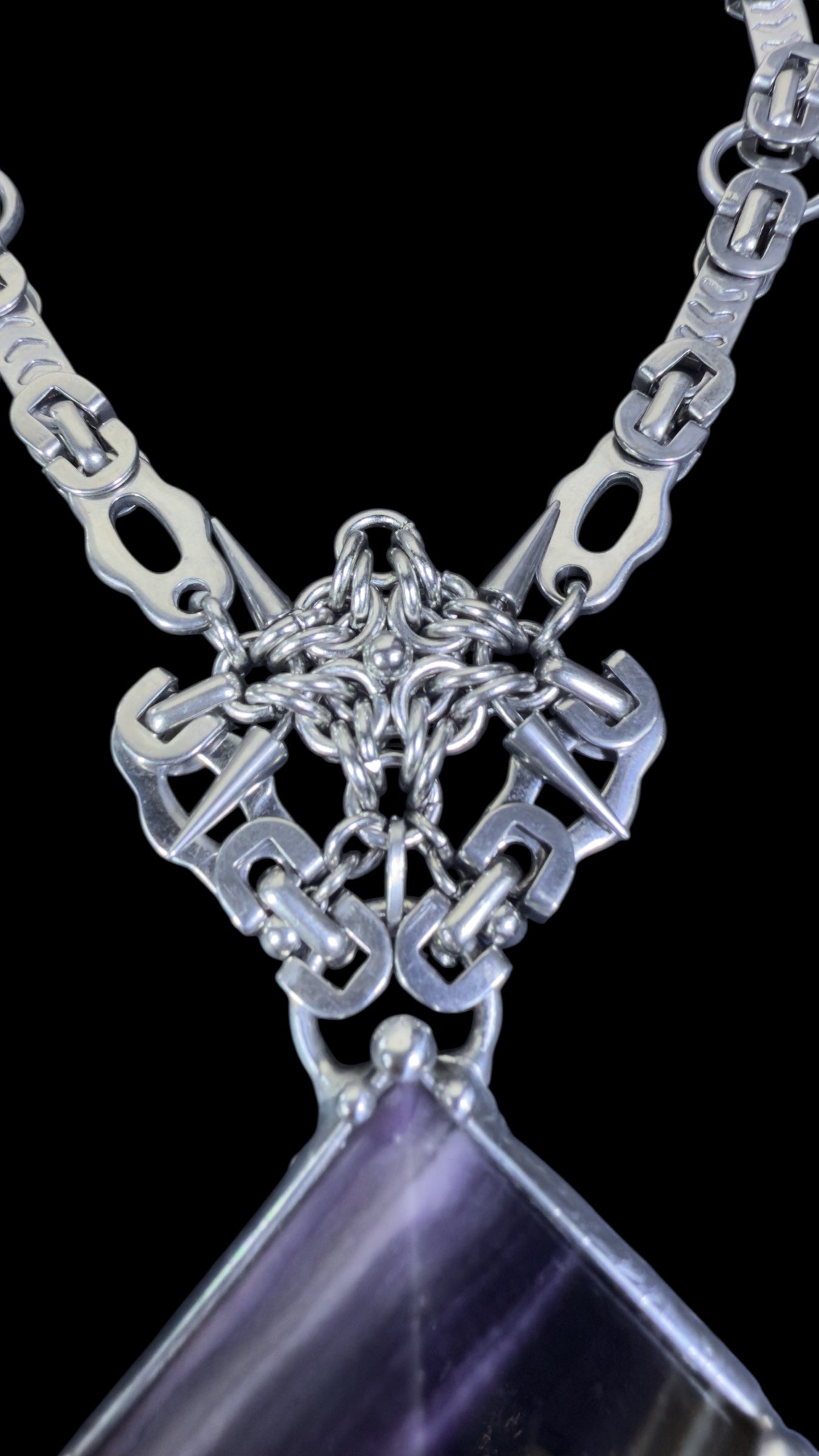 Reema | Fluorite Chainmail Necklace