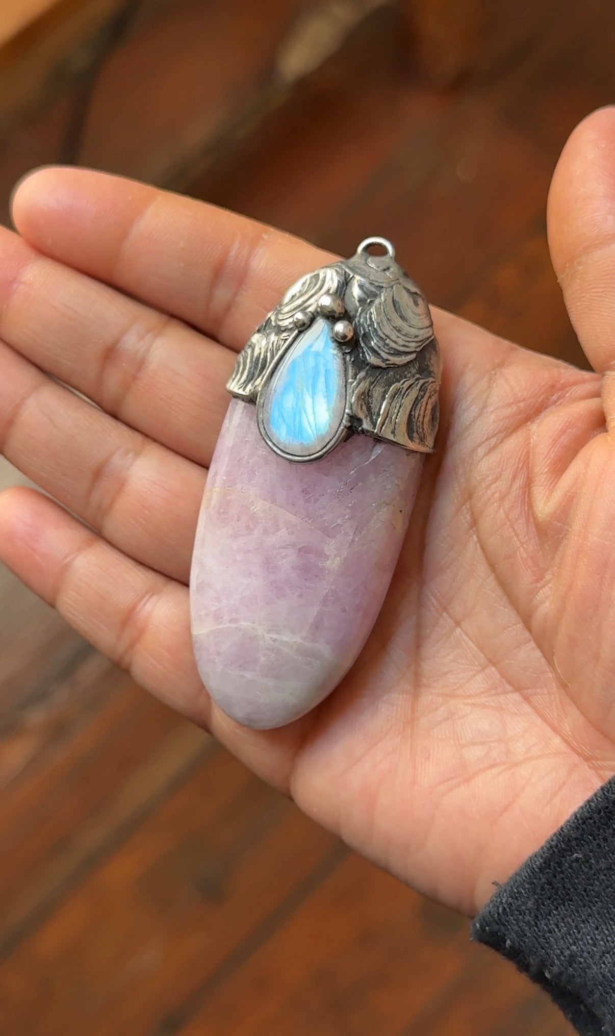 Mai | Rainbow Moonstone and Kunzite Necklace