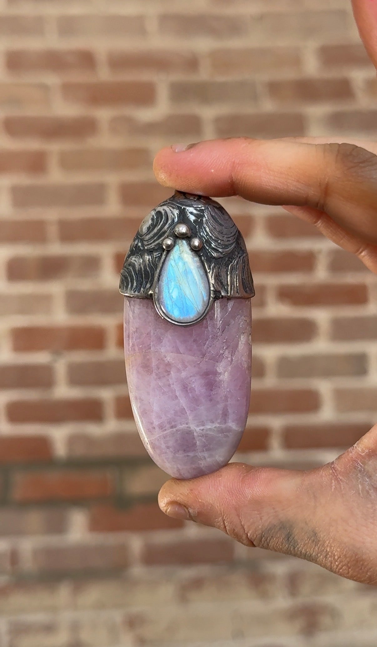 Mai | Rainbow Moonstone and Kunzite Necklace