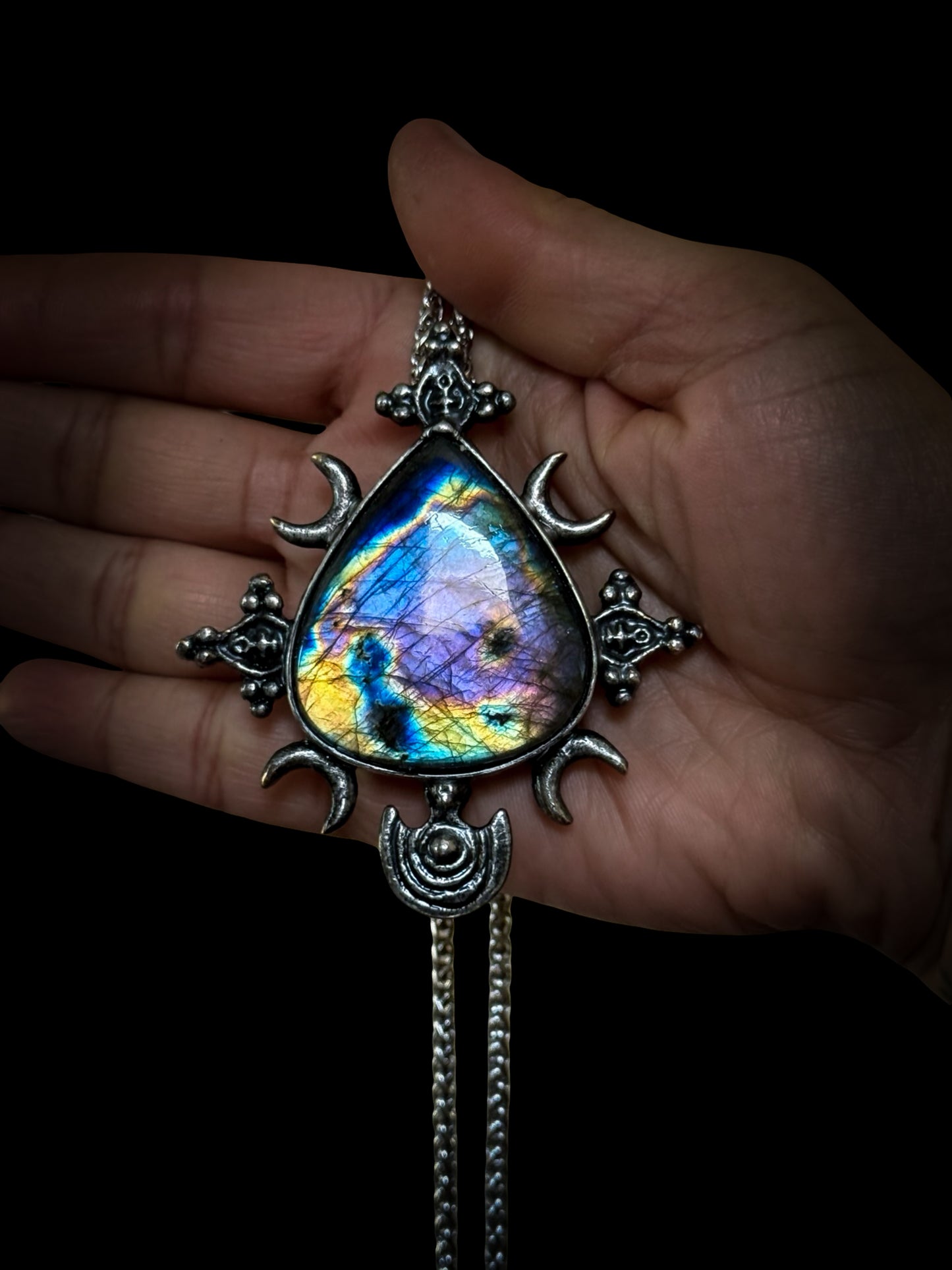 SYZYGY | Labradorite Necklace