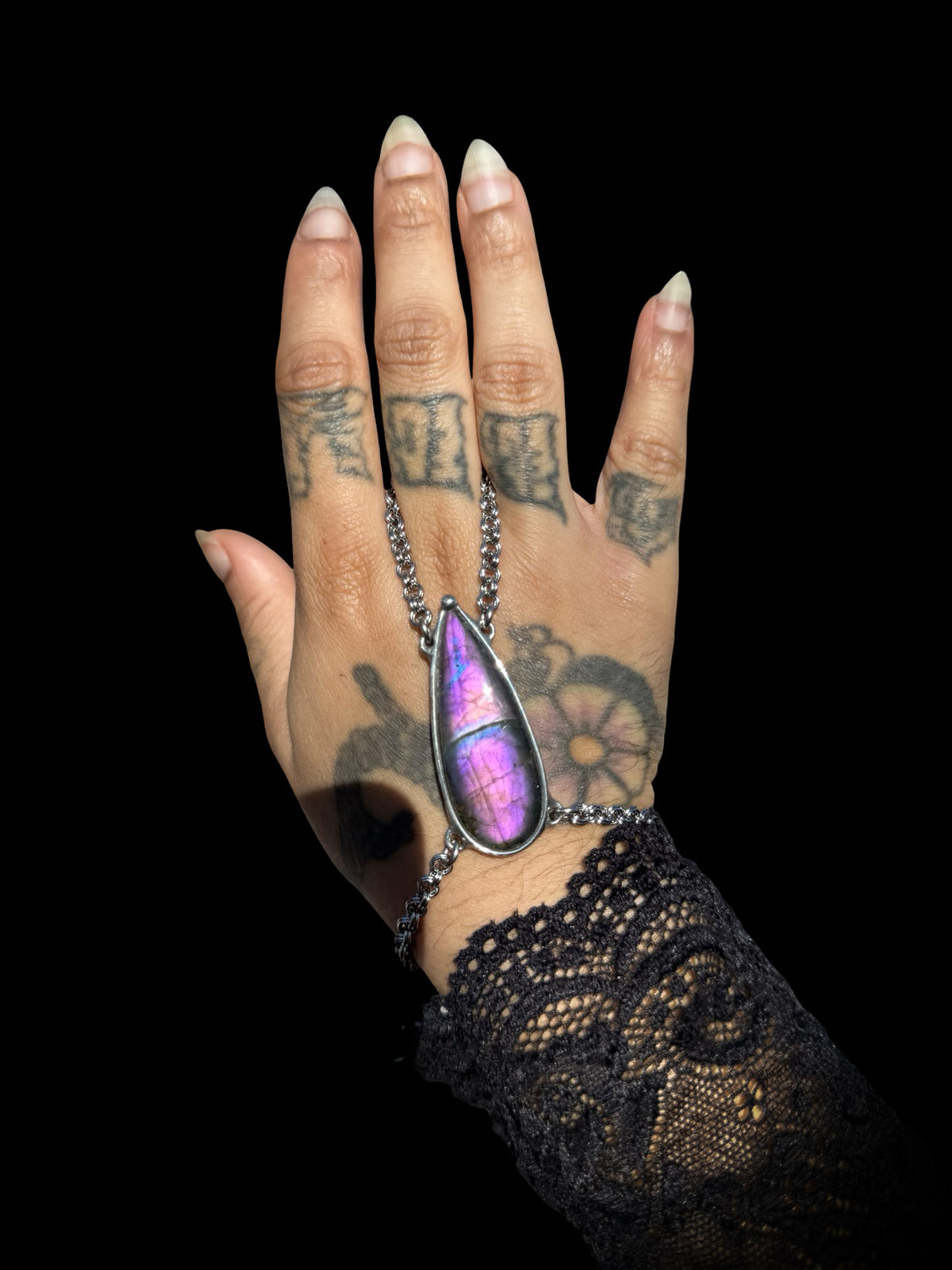 LUMIÈRE | Labradorite Hand Harness