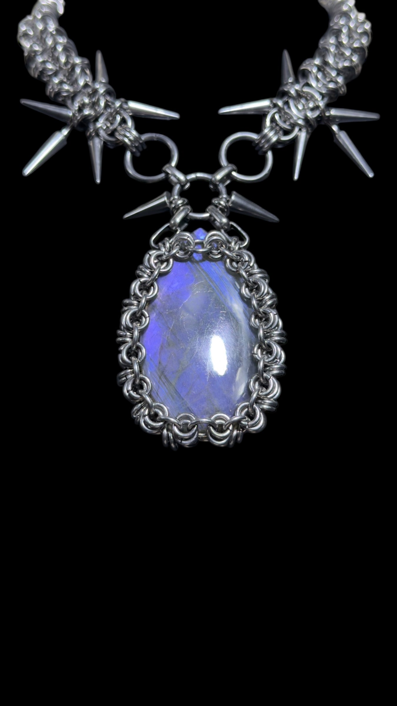 Selena | Chainmaille Labradorite Necklace