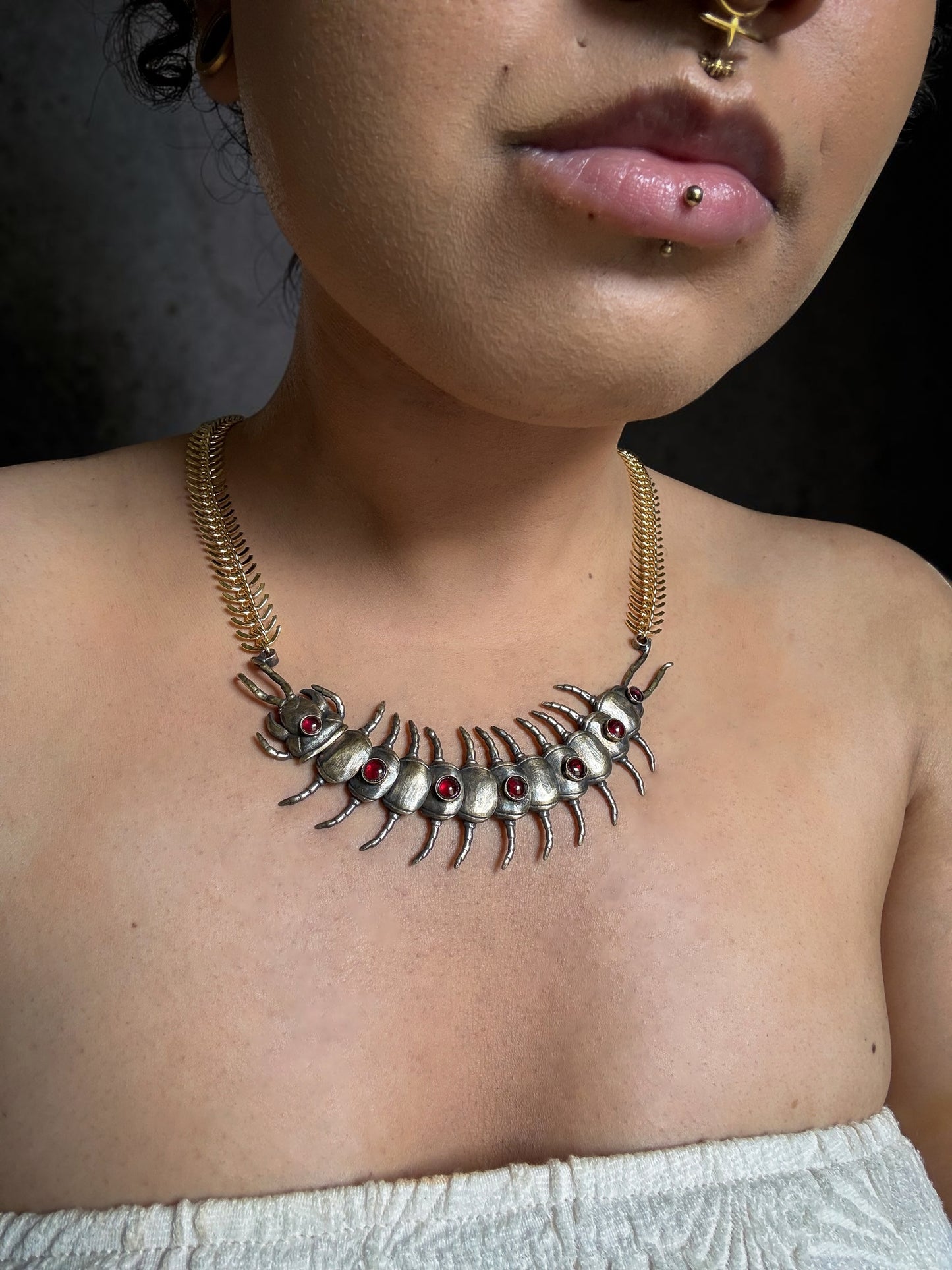 THE RED MAW | Garnet Necklace