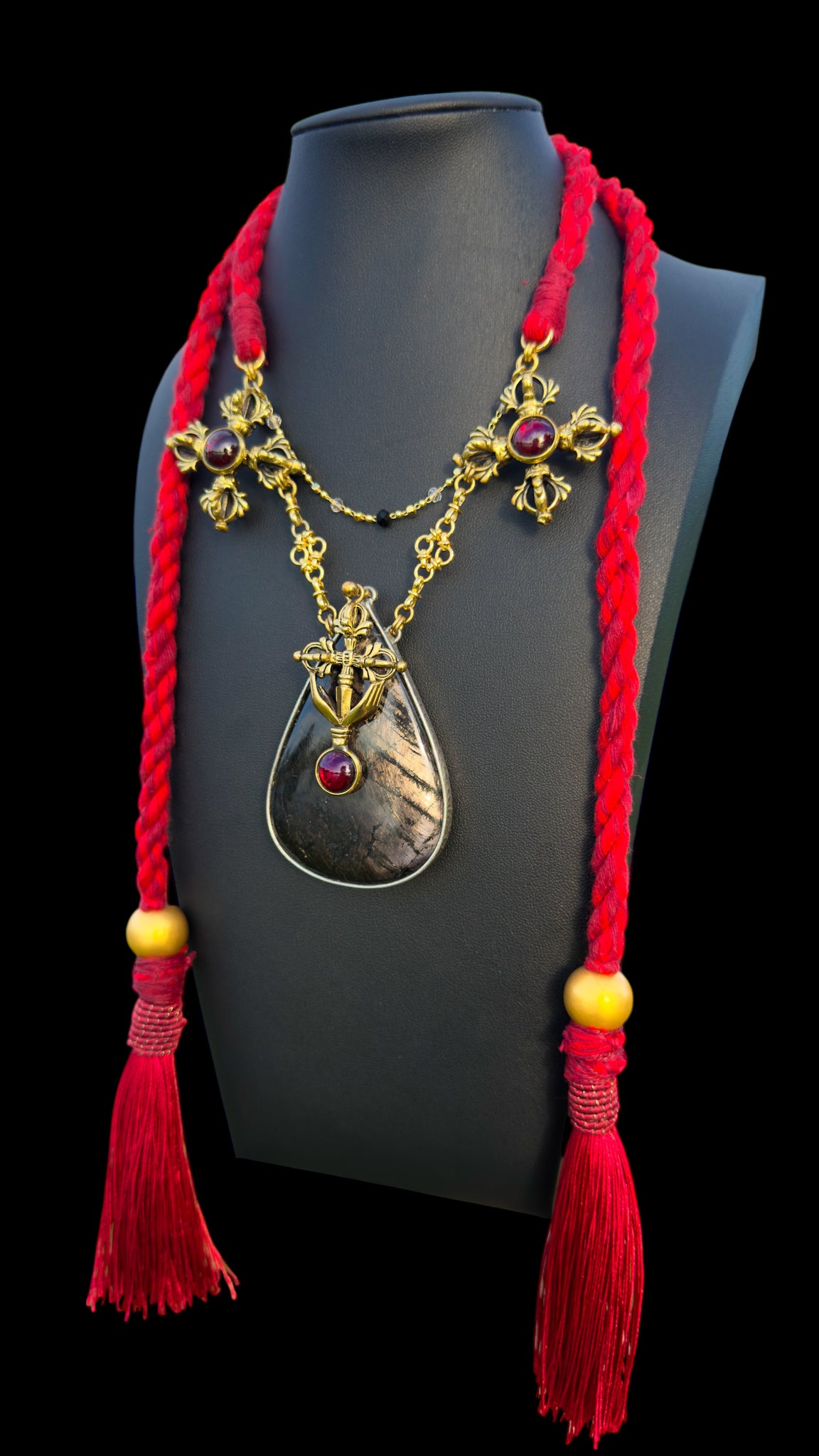 Scarlett  | Garnet Necklace