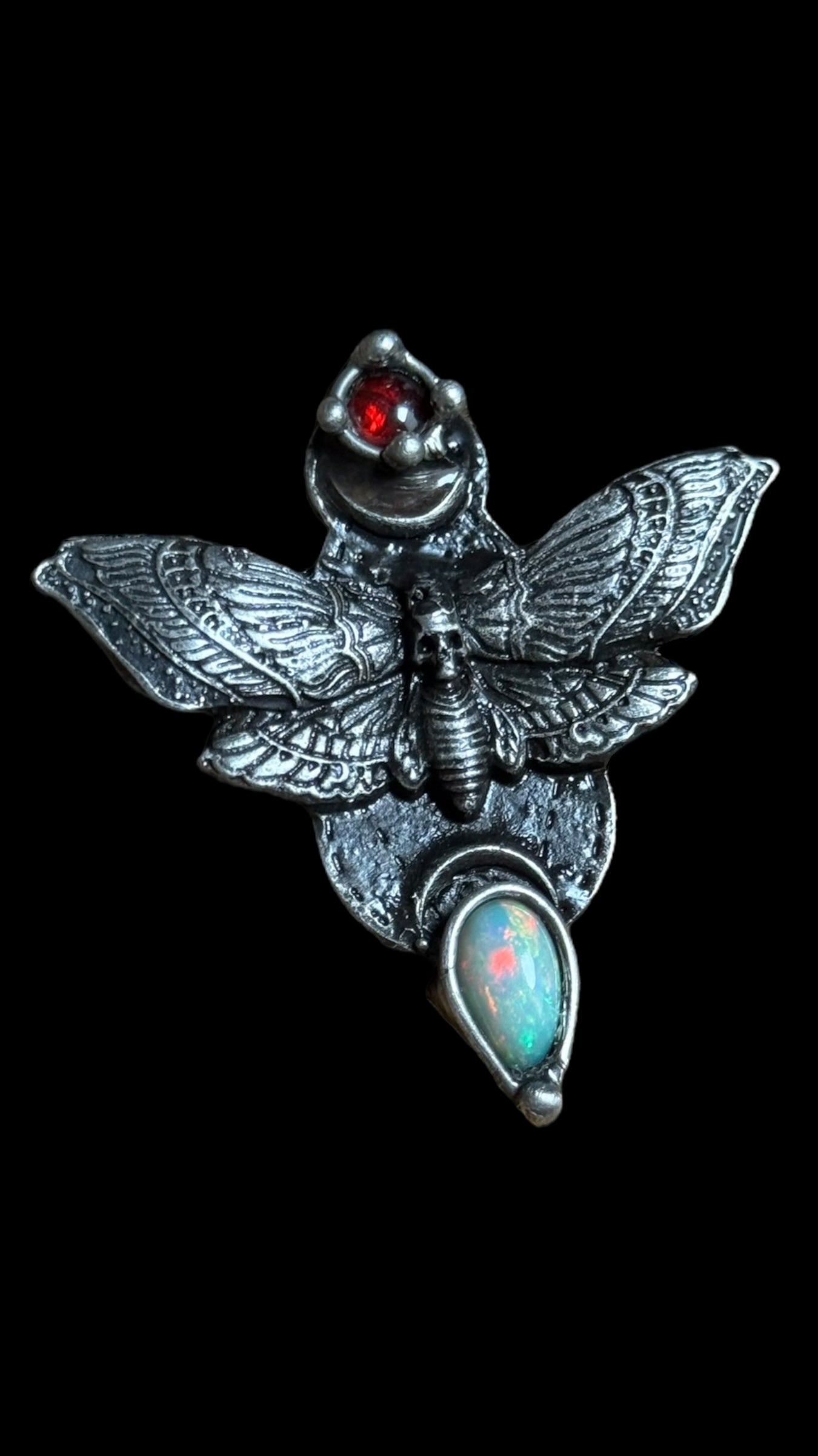 Agdistis | Ethiopian Opal and Garnet Ring