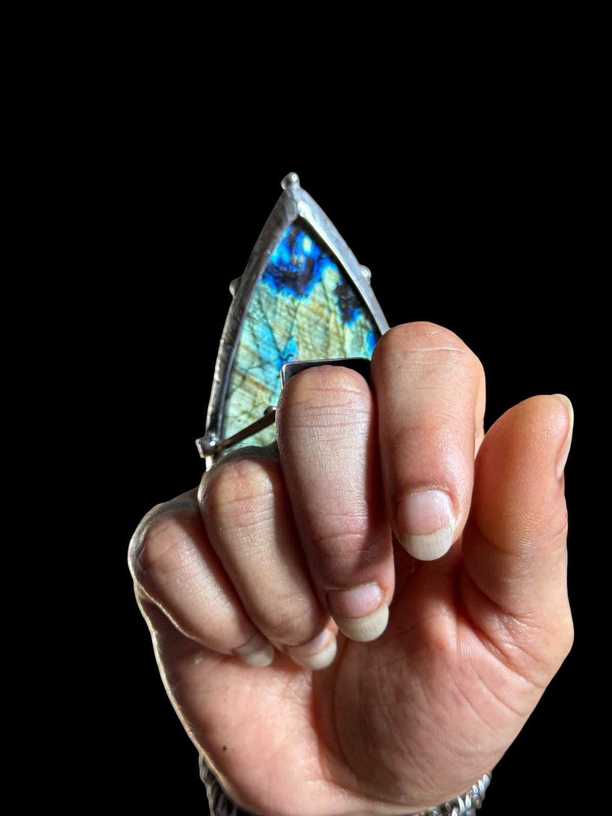 KOMOREBI | Labradorite Hand Harness