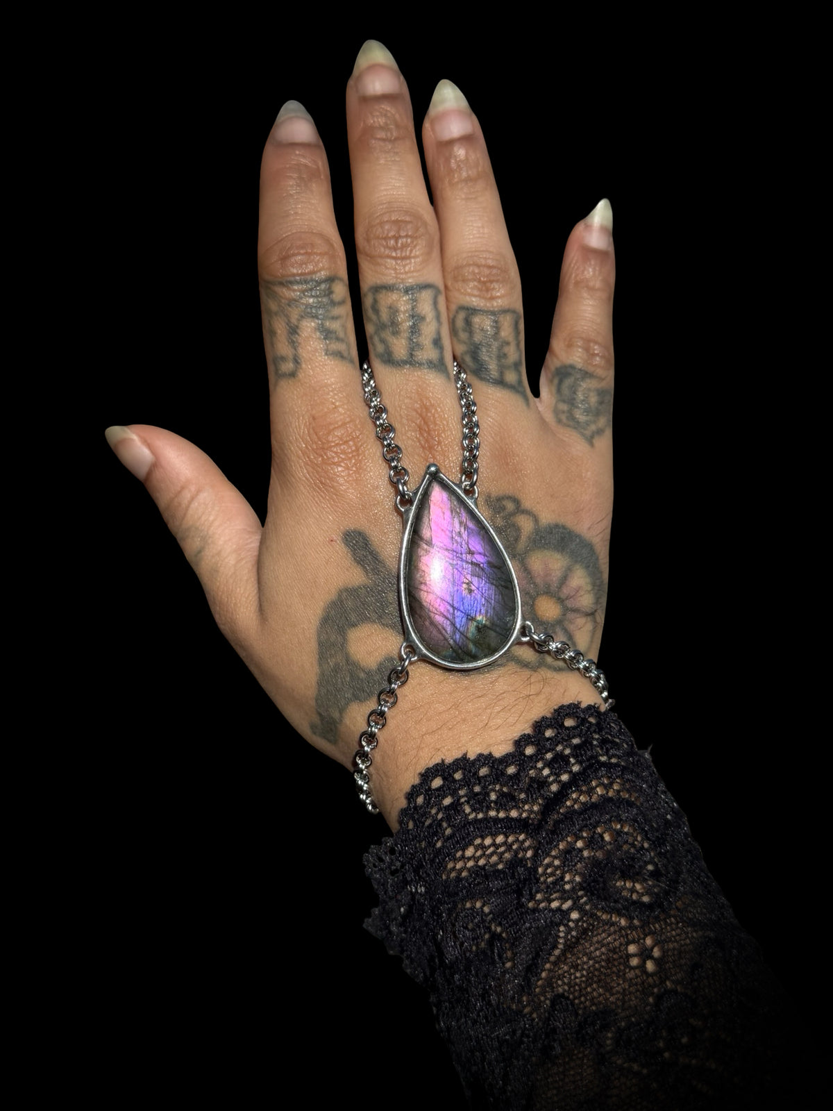 ALTIERA | Labradorite Hand Harness