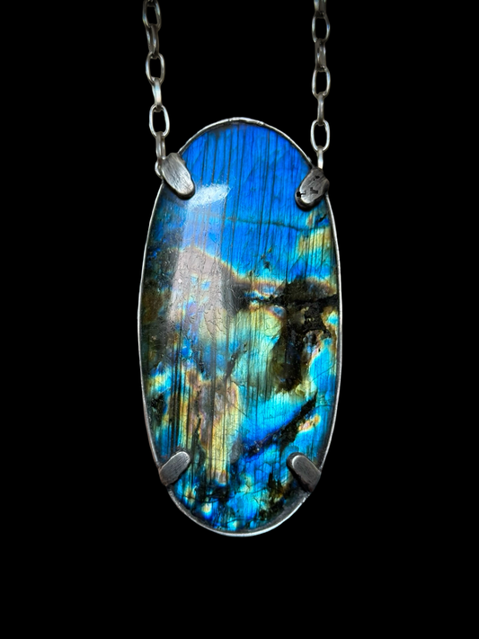 CONFLUENCE | Labradorite Necklace
