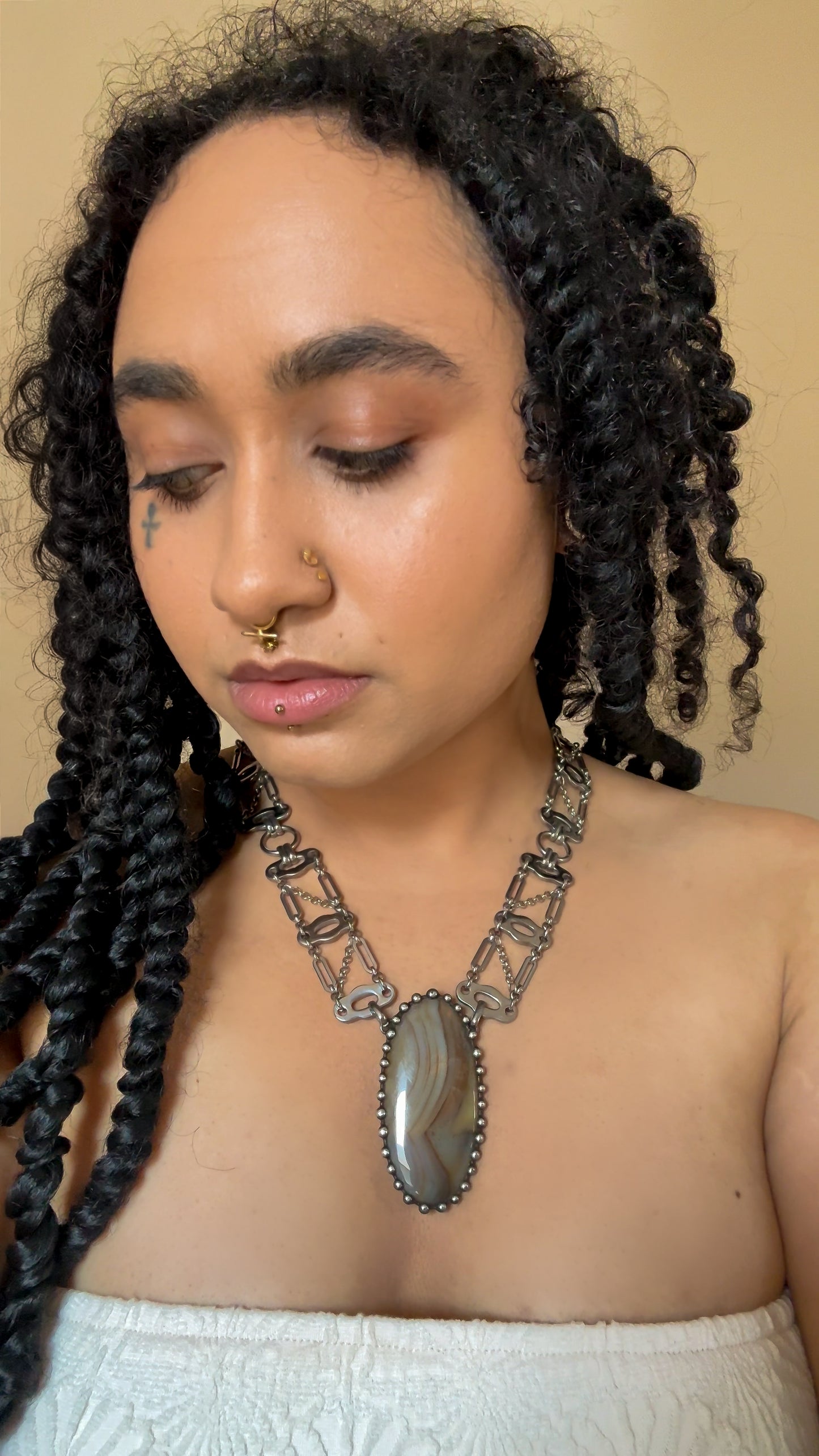 TAREVA | Banded Agate Necklace