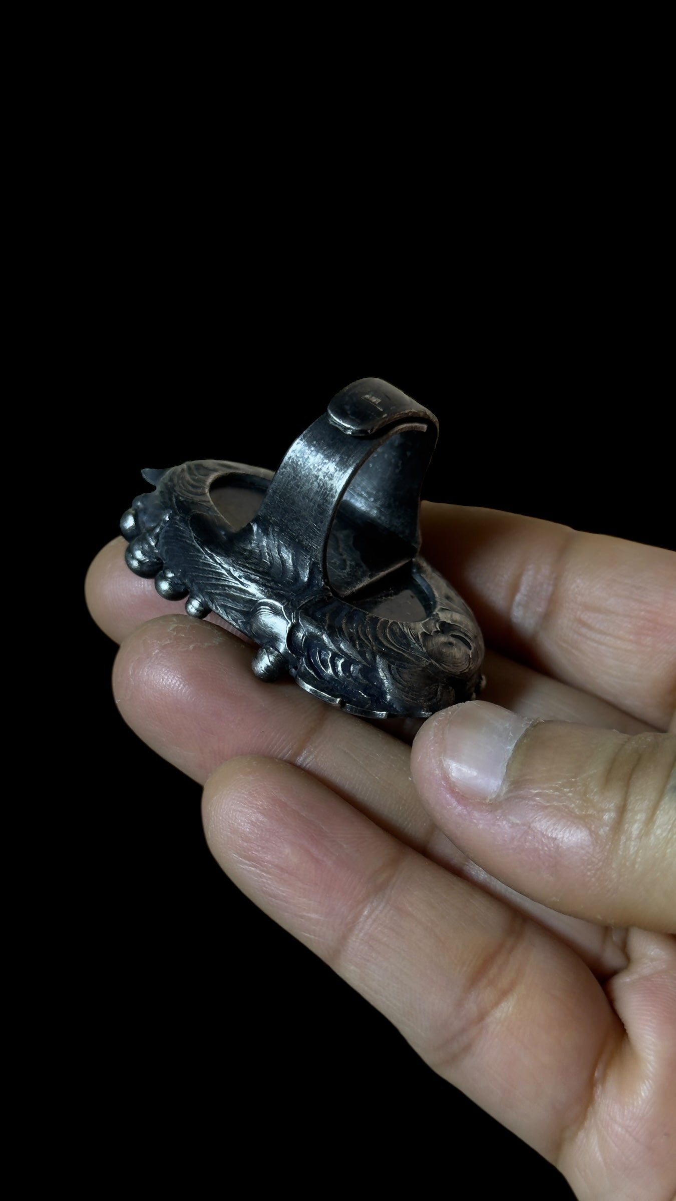 Amitola | Adjustable Labradorite Ring