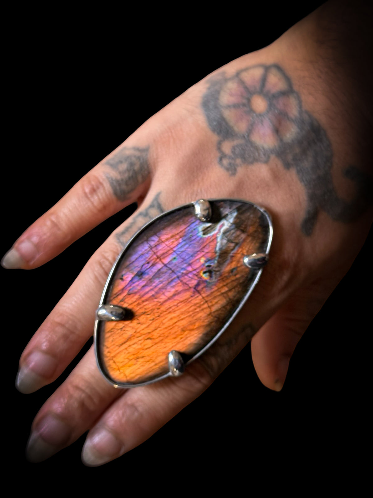 ÍGNEA | Labradorite Adjustable Ring