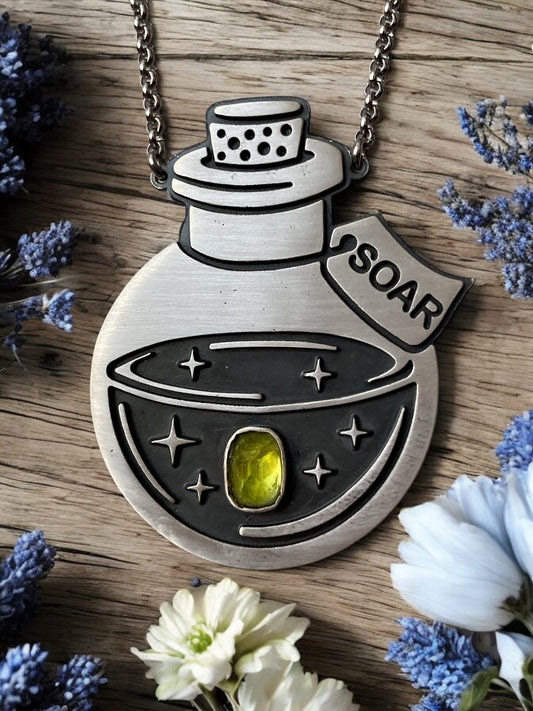 Potion | Peridot Necklace