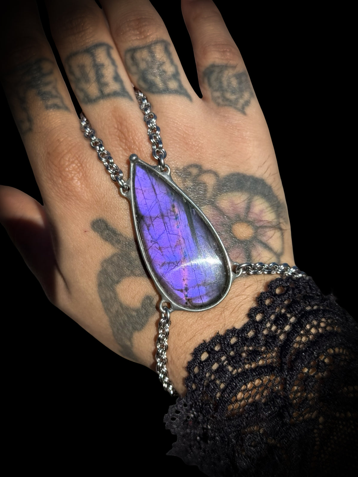 SHION | Labradorite Hand Harness