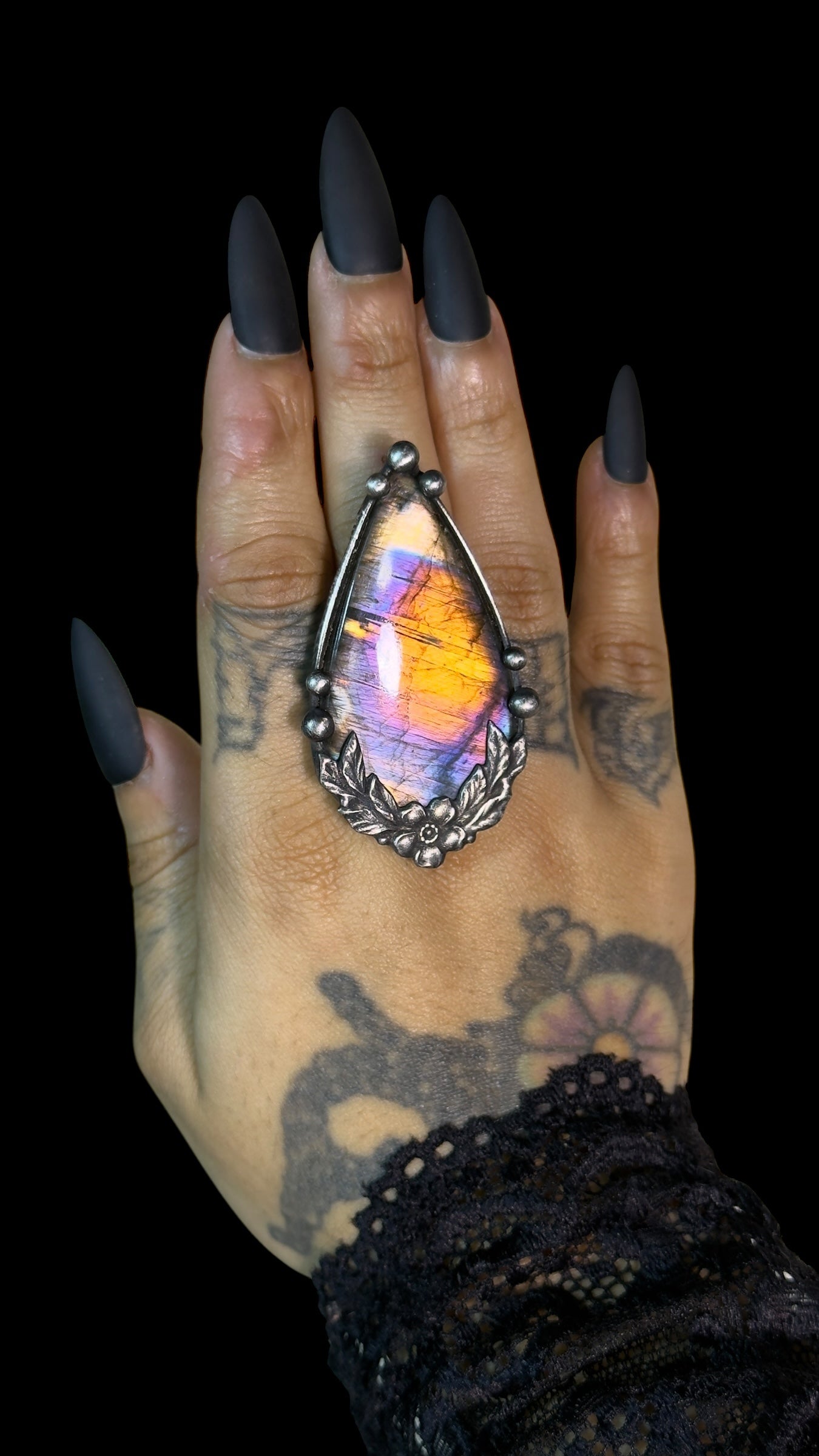 Itzel | Adjustable Labradorite Ring