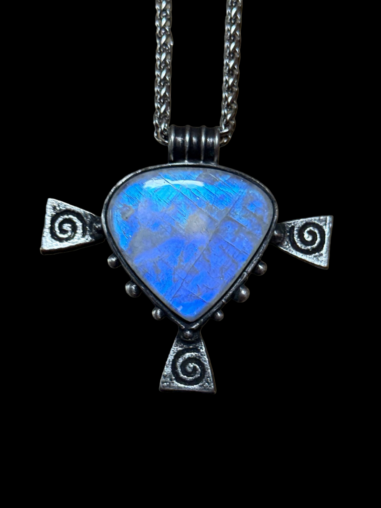EVOLUTE | Rainbow Moonstone Necklace
