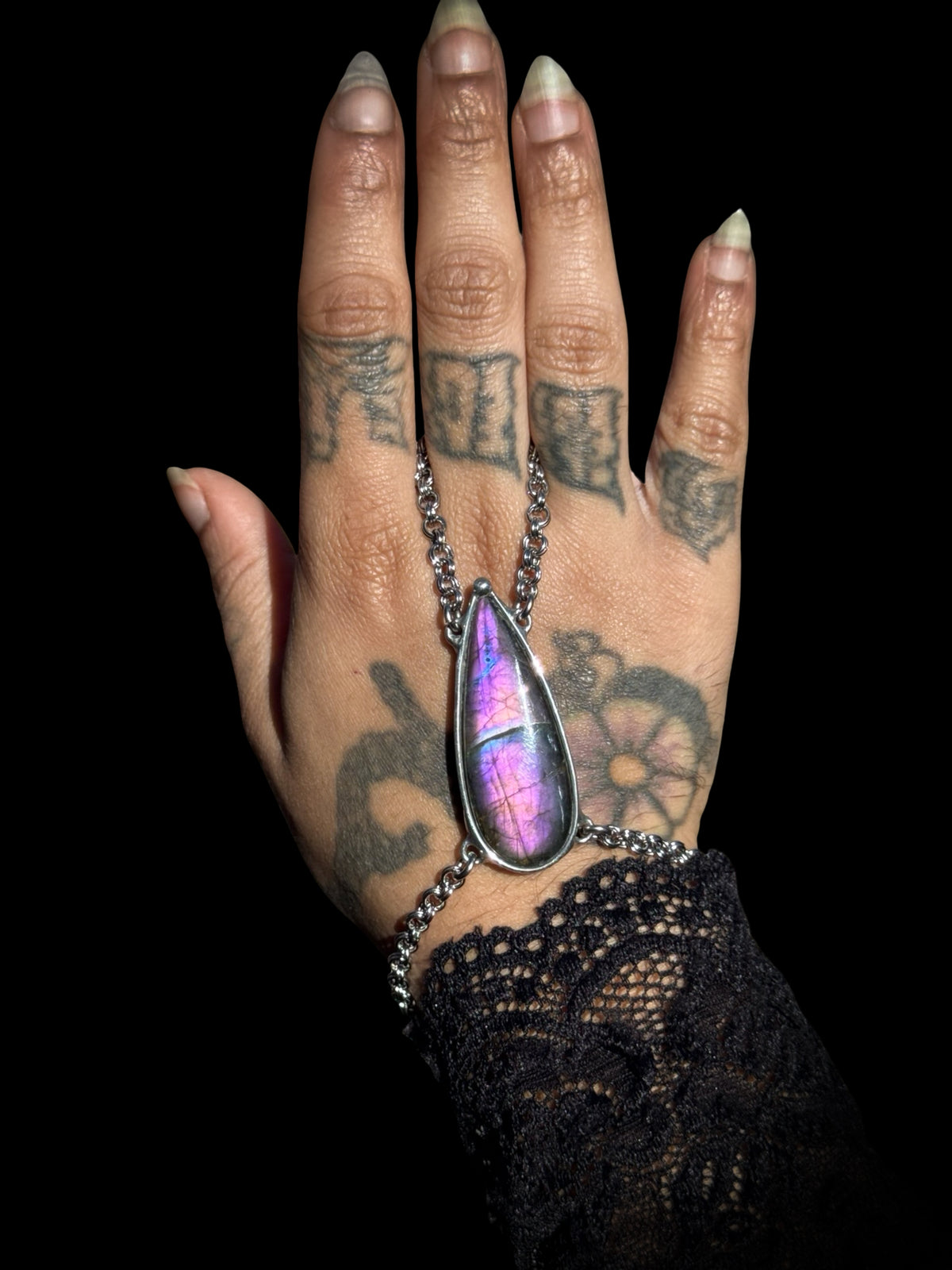 LUMIÈRE | Labradorite Hand Harness