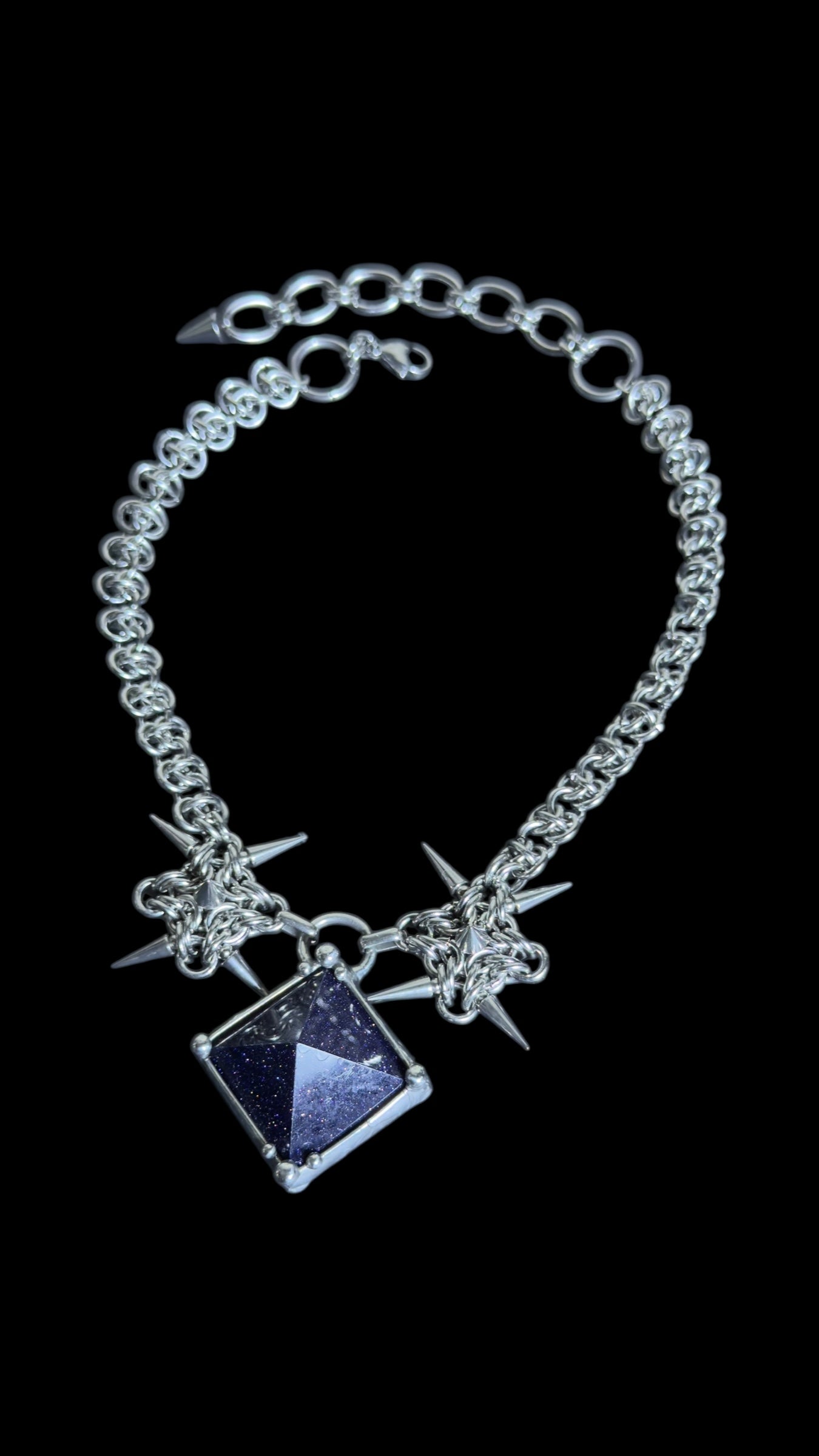 Afina | Blue Sandstone Chainmaille Necklace