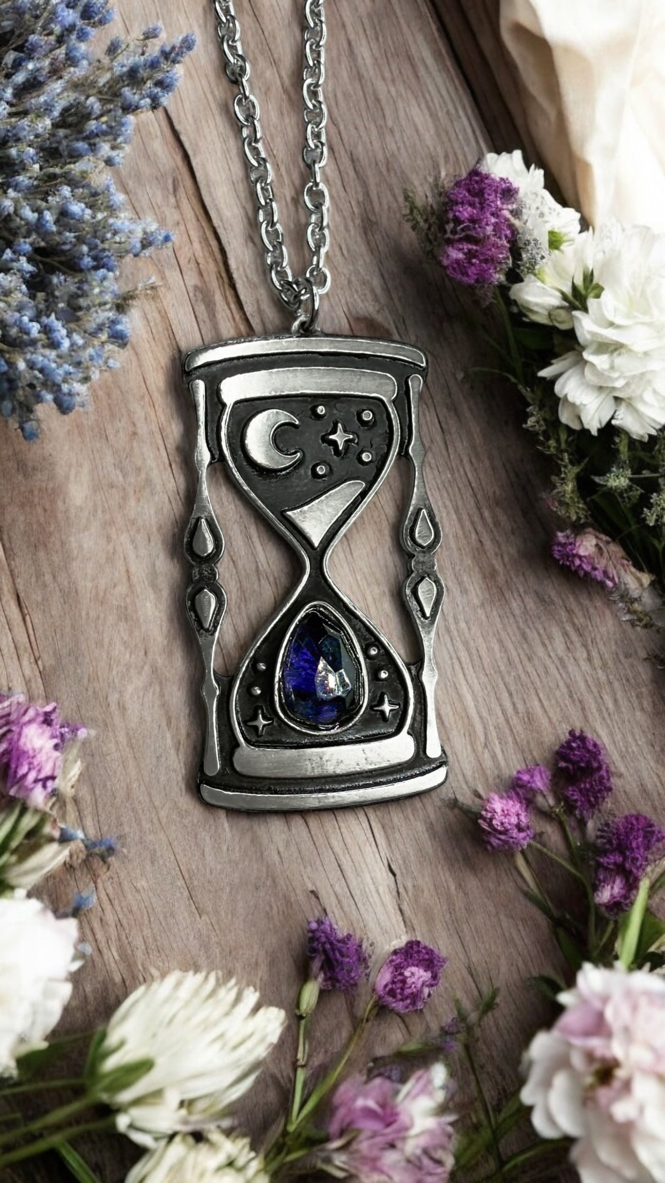 Hourglass | Tanzanite Necklace