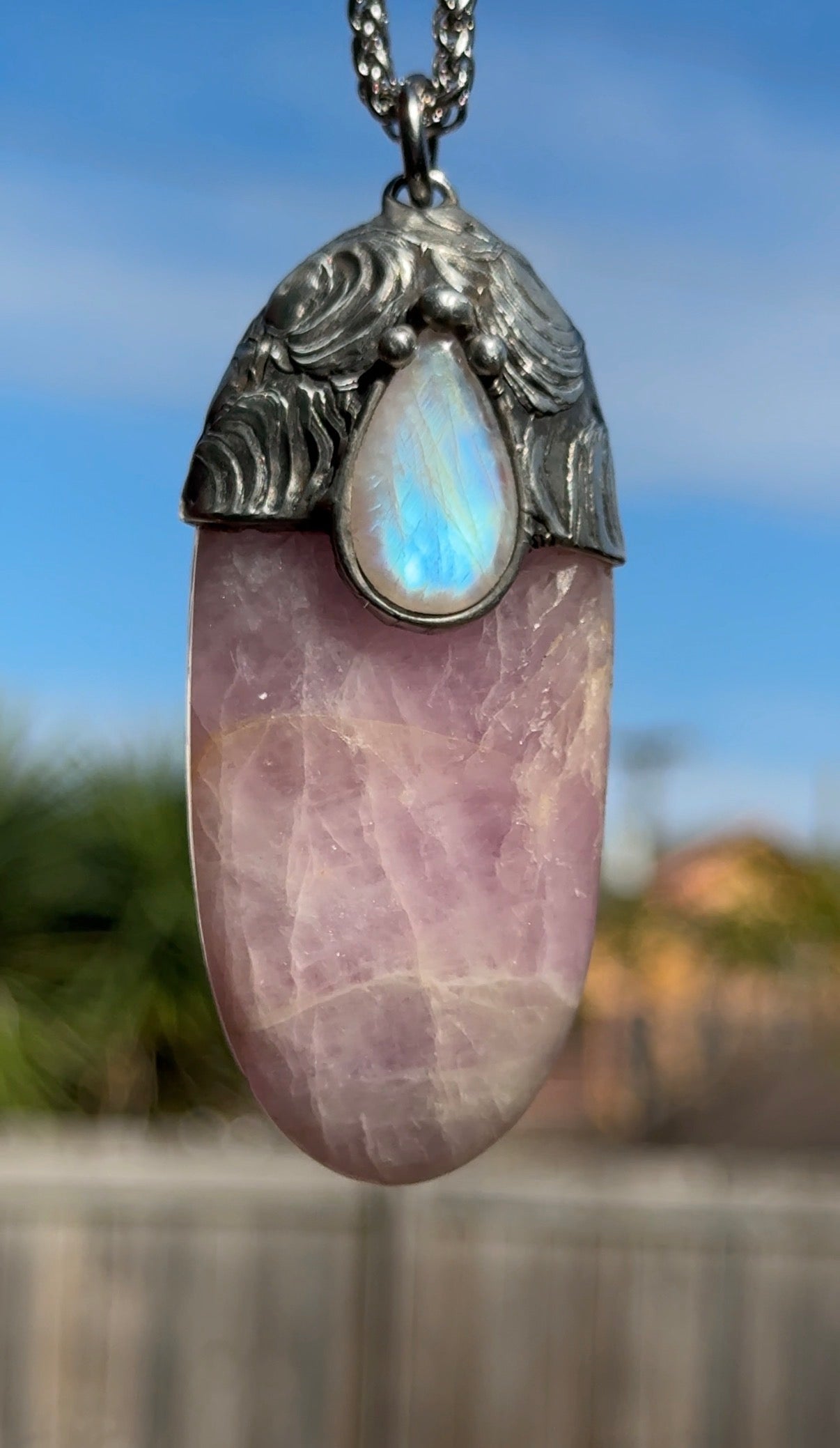 Mai | Rainbow Moonstone and Kunzite Necklace
