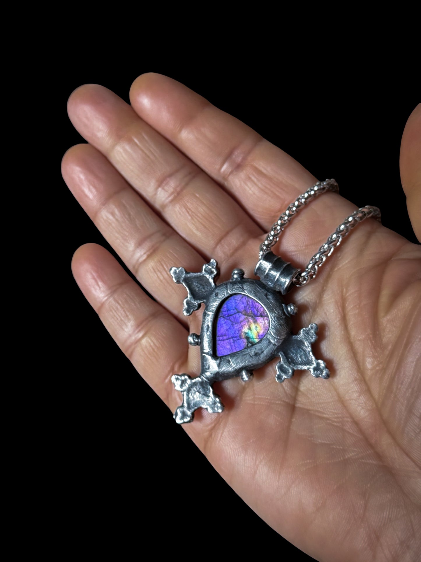 LIMEN NOCTIS | Labradorite Necklace