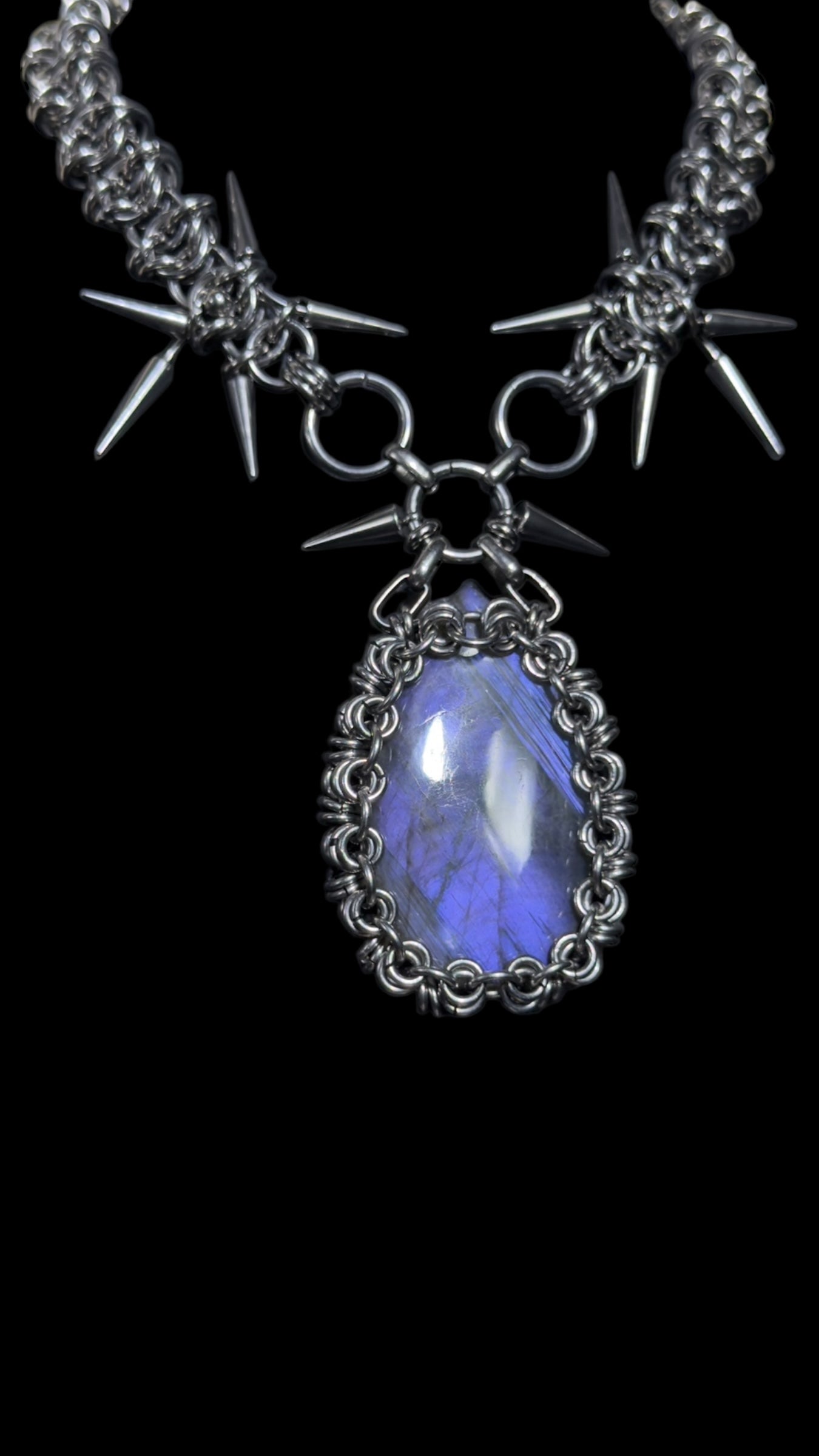 Selena | Chainmaille Labradorite Necklace