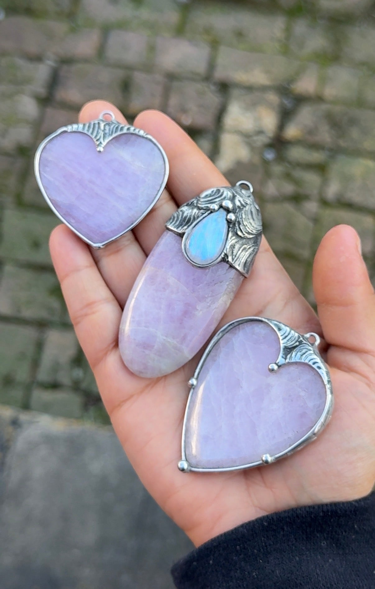 Mai | Rainbow Moonstone and Kunzite Necklace