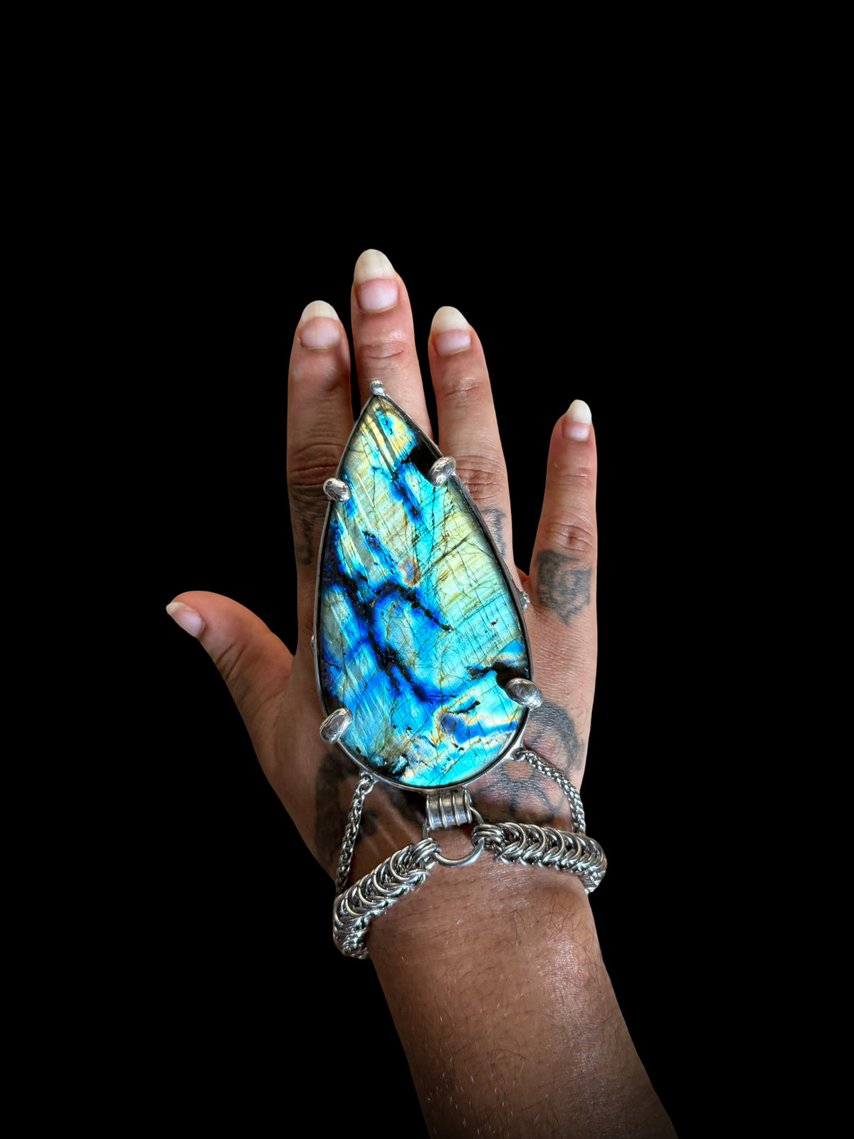 KOMOREBI | Labradorite Hand Harness