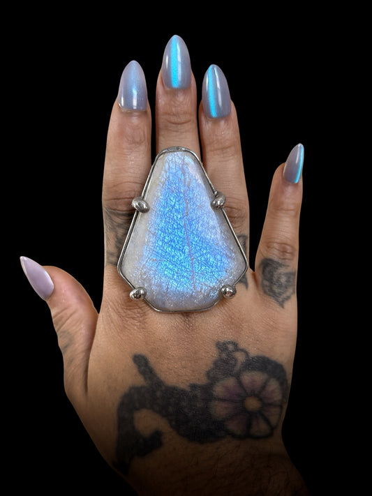 VESTIGE | Rainbow Moonstone Adjustable Ring