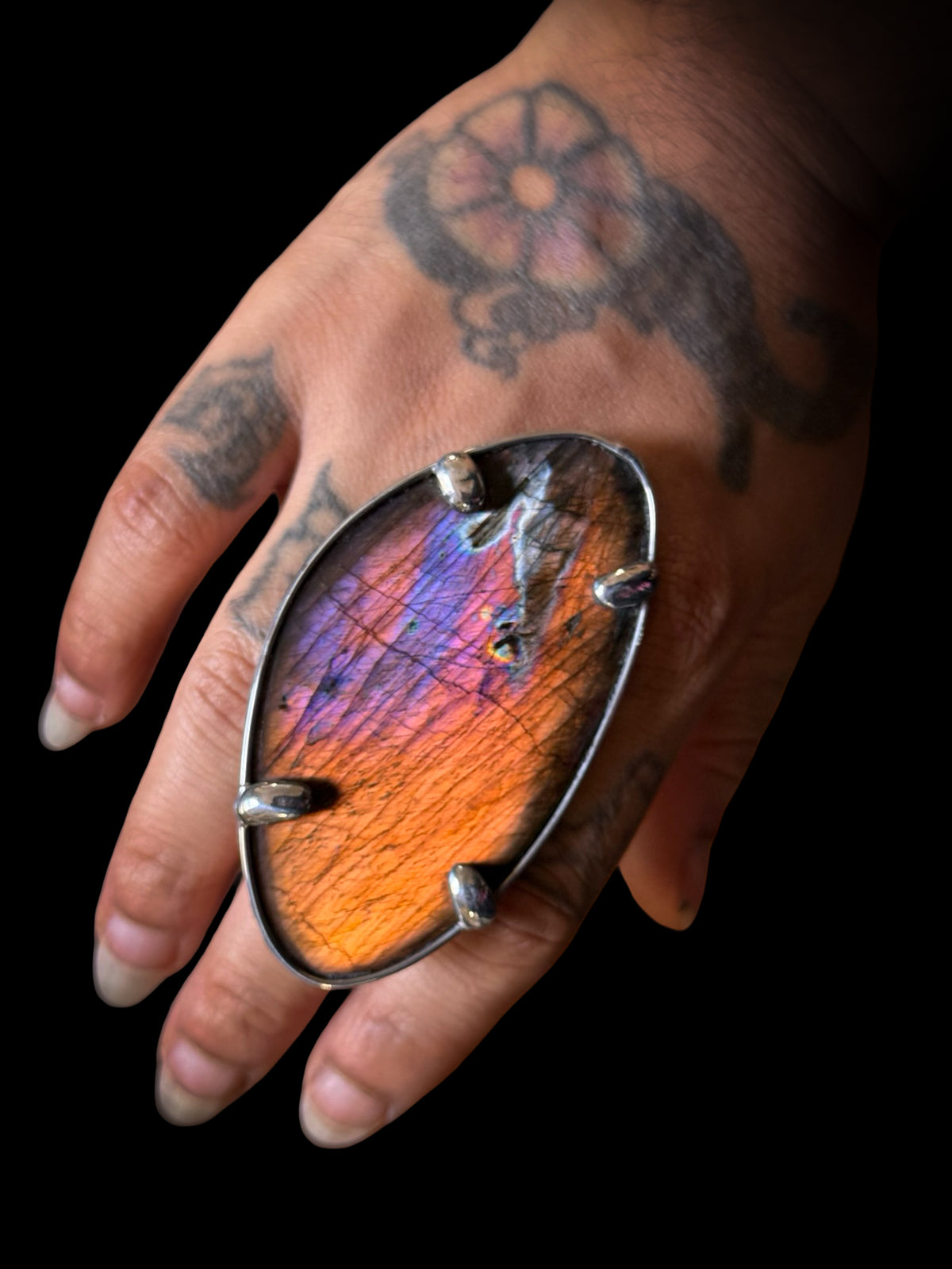 ÍGNEA | Labradorite Adjustable Ring