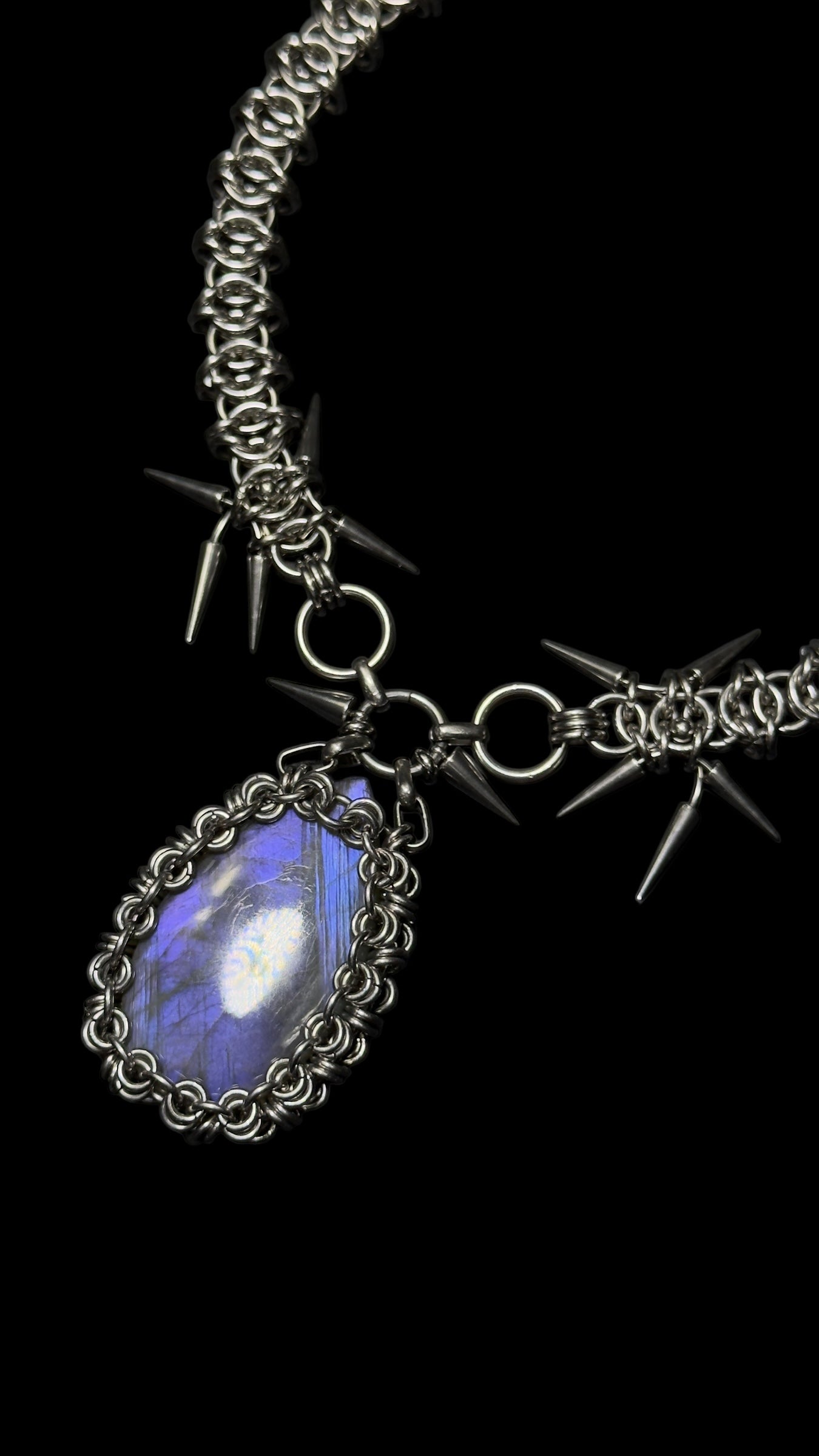 Selena | Chainmaille Labradorite Necklace