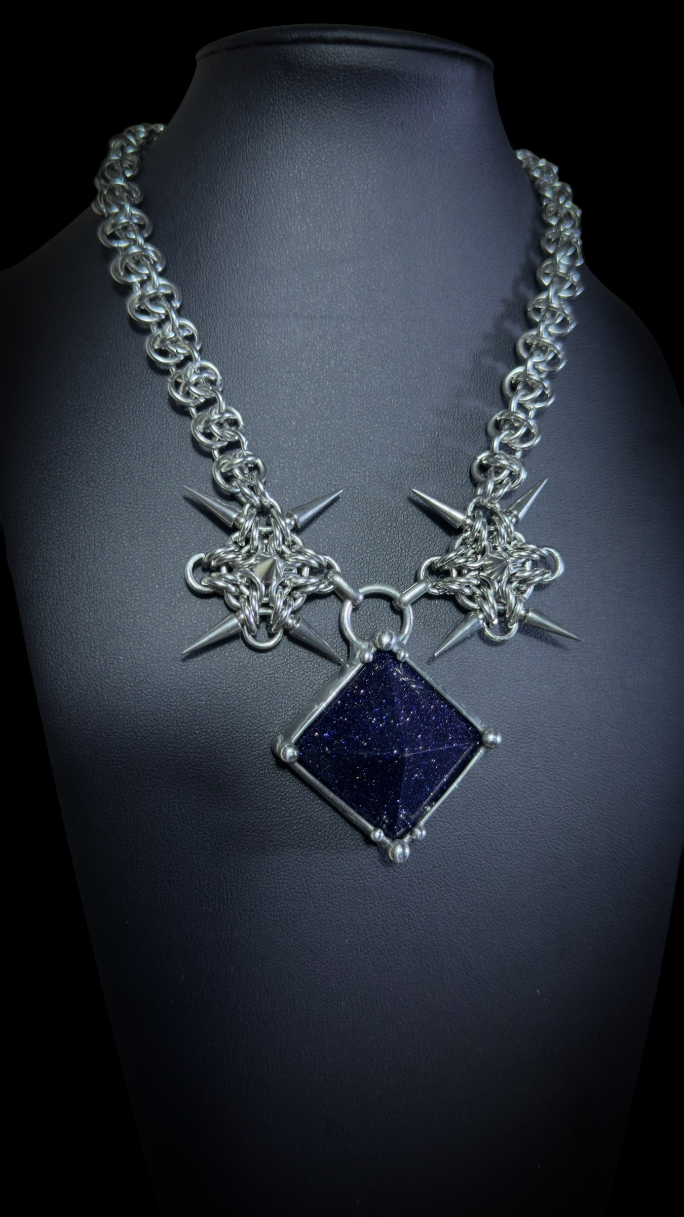 Afina | Blue Sandstone Chainmaille Necklace