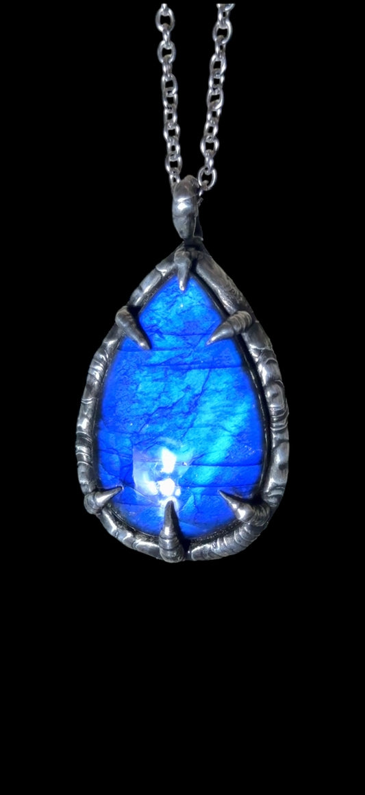 Jal | Labradorite Necklace