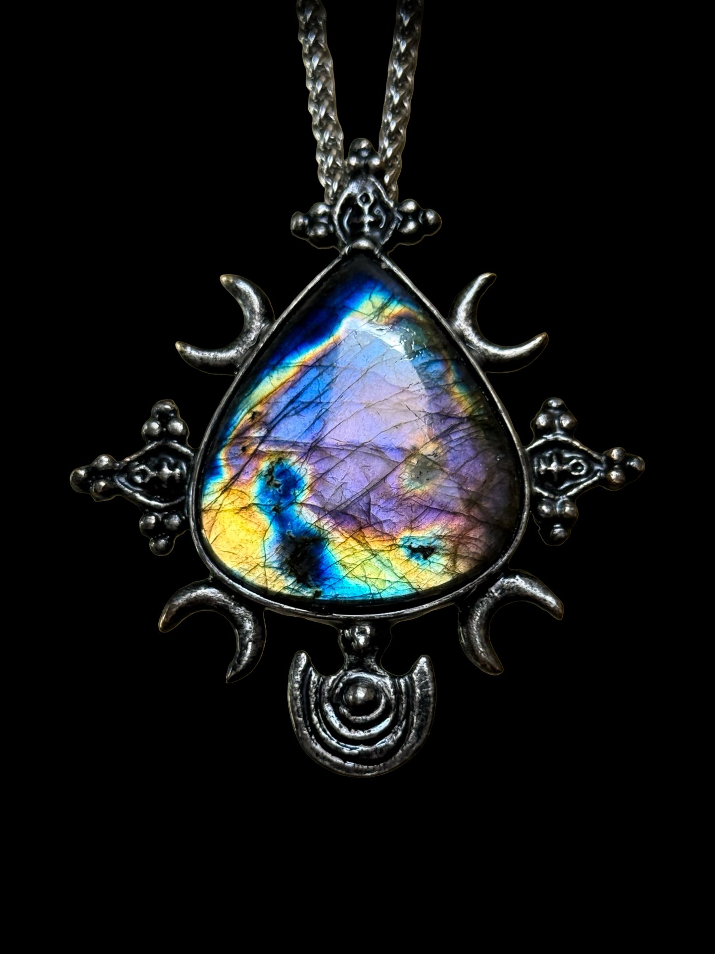 SYZYGY | Labradorite Necklace