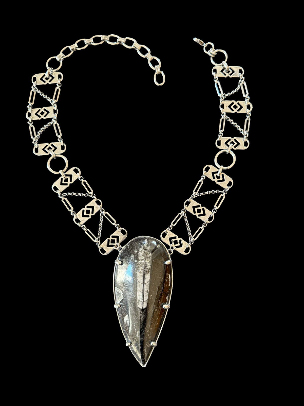 VETUSTA | Orthoceras Fossil Necklace