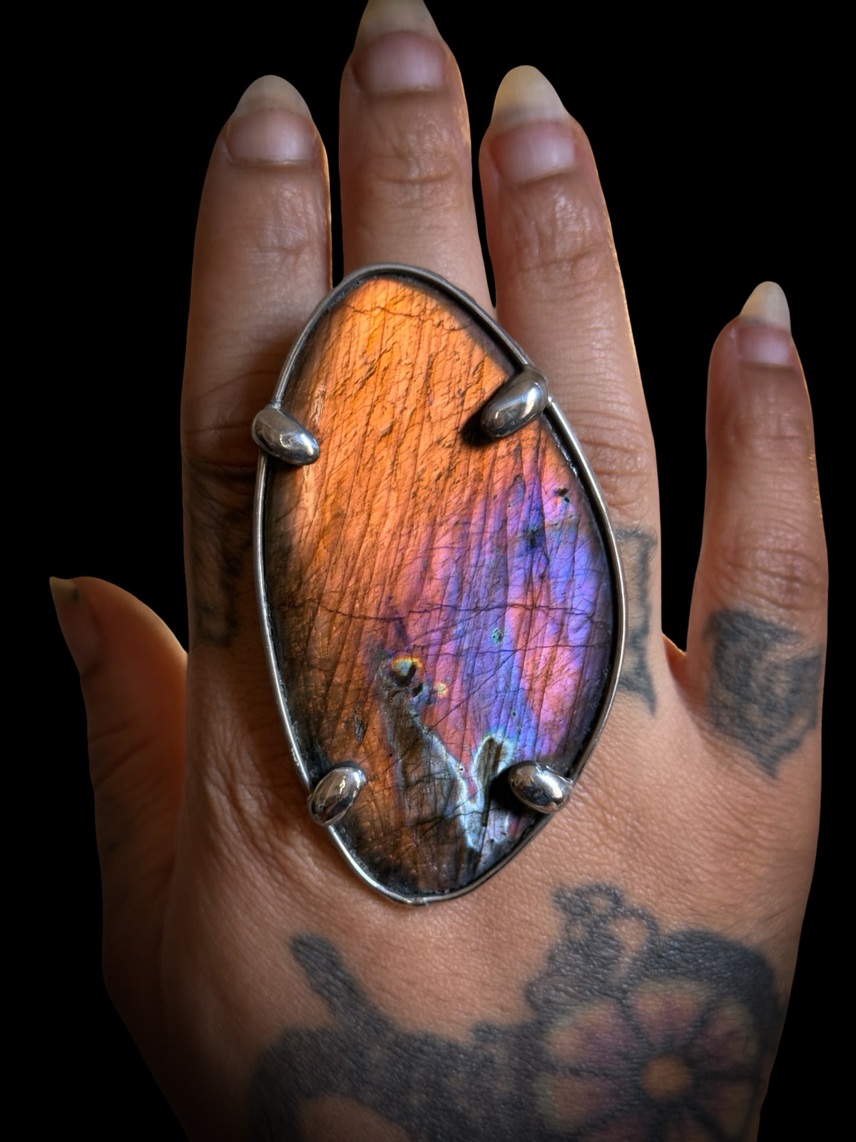 ÍGNEA | Labradorite Adjustable Ring