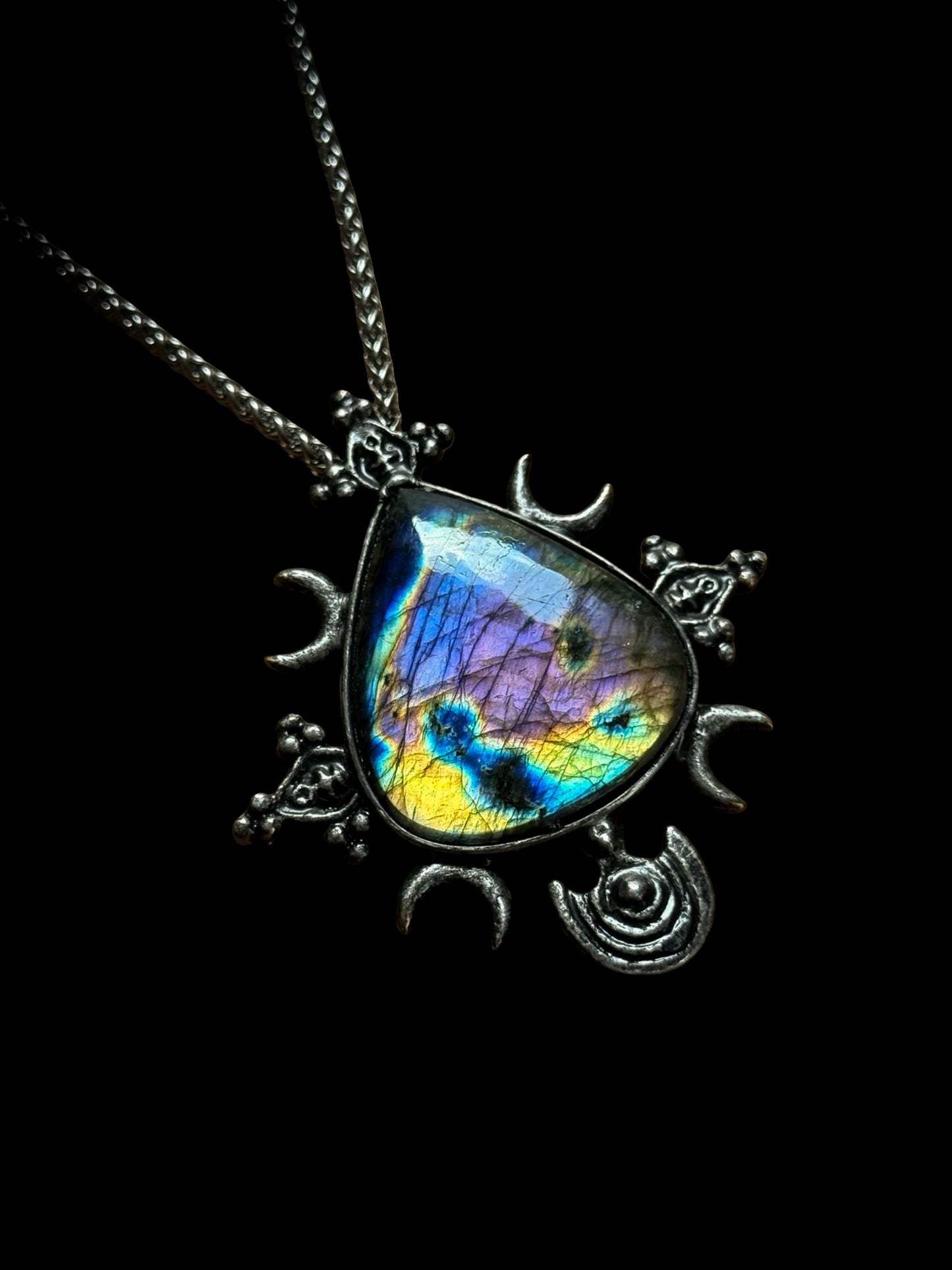 SYZYGY | Labradorite Necklace