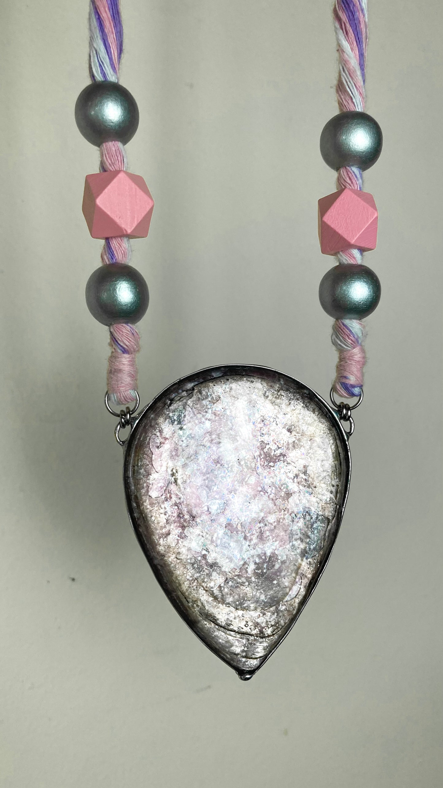 Labiba | Lepidolite Necklace