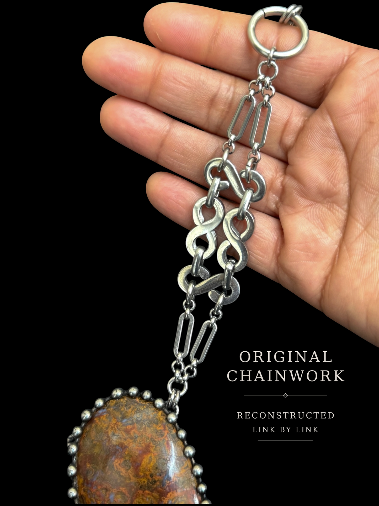THARENN | Hungarian Agate Necklace