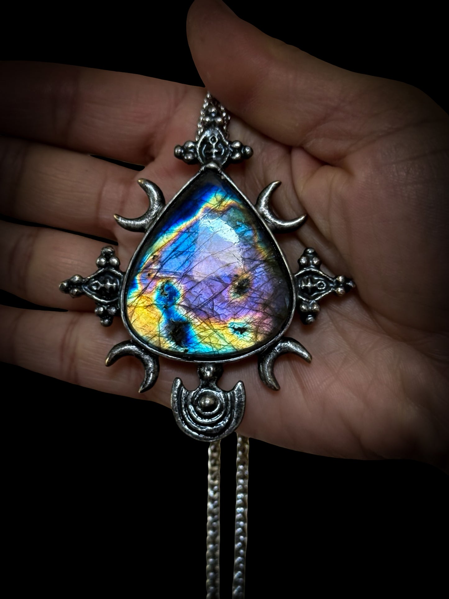 SYZYGY | Labradorite Necklace