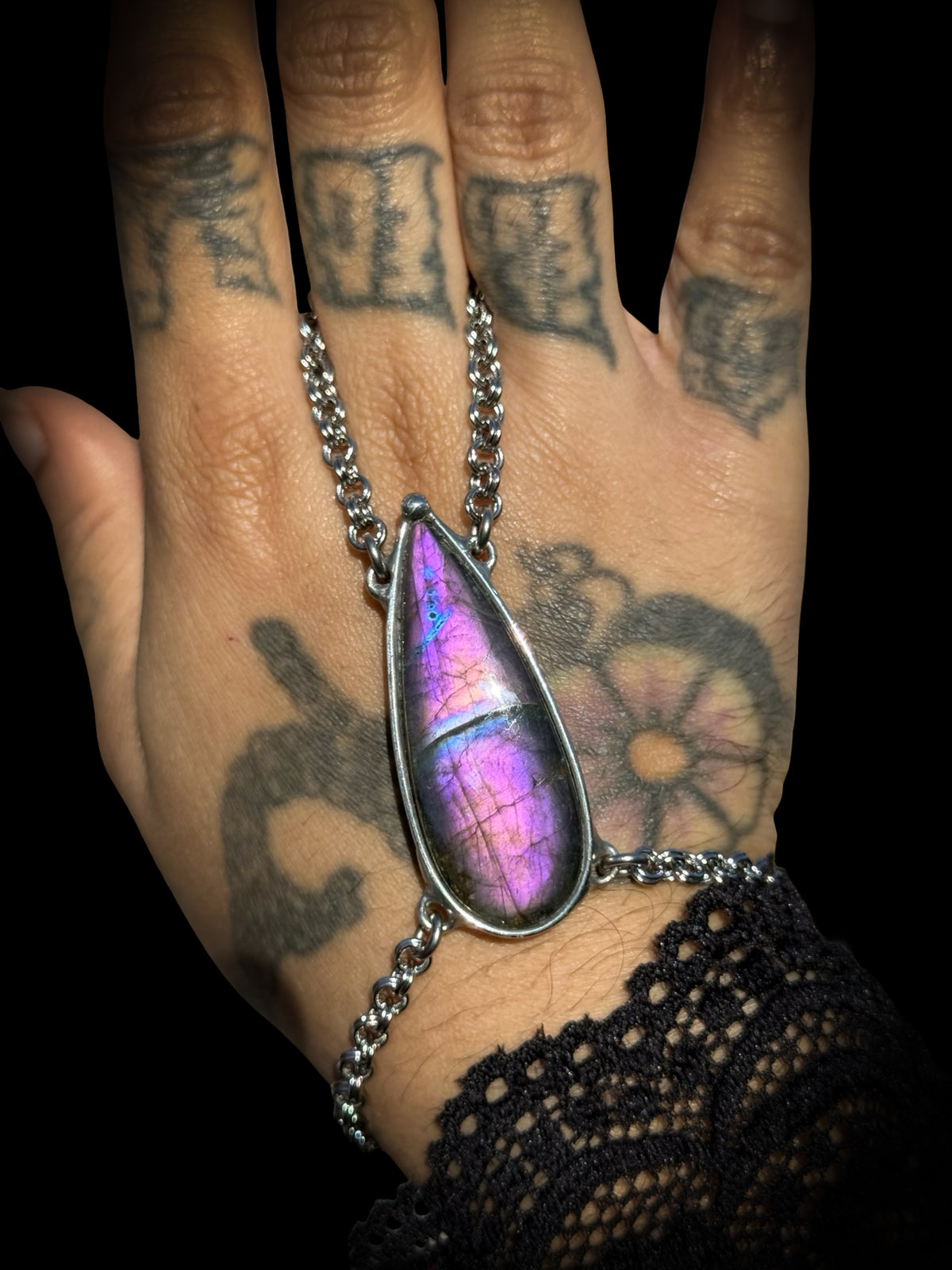 LUMIÈRE | Labradorite Hand Harness